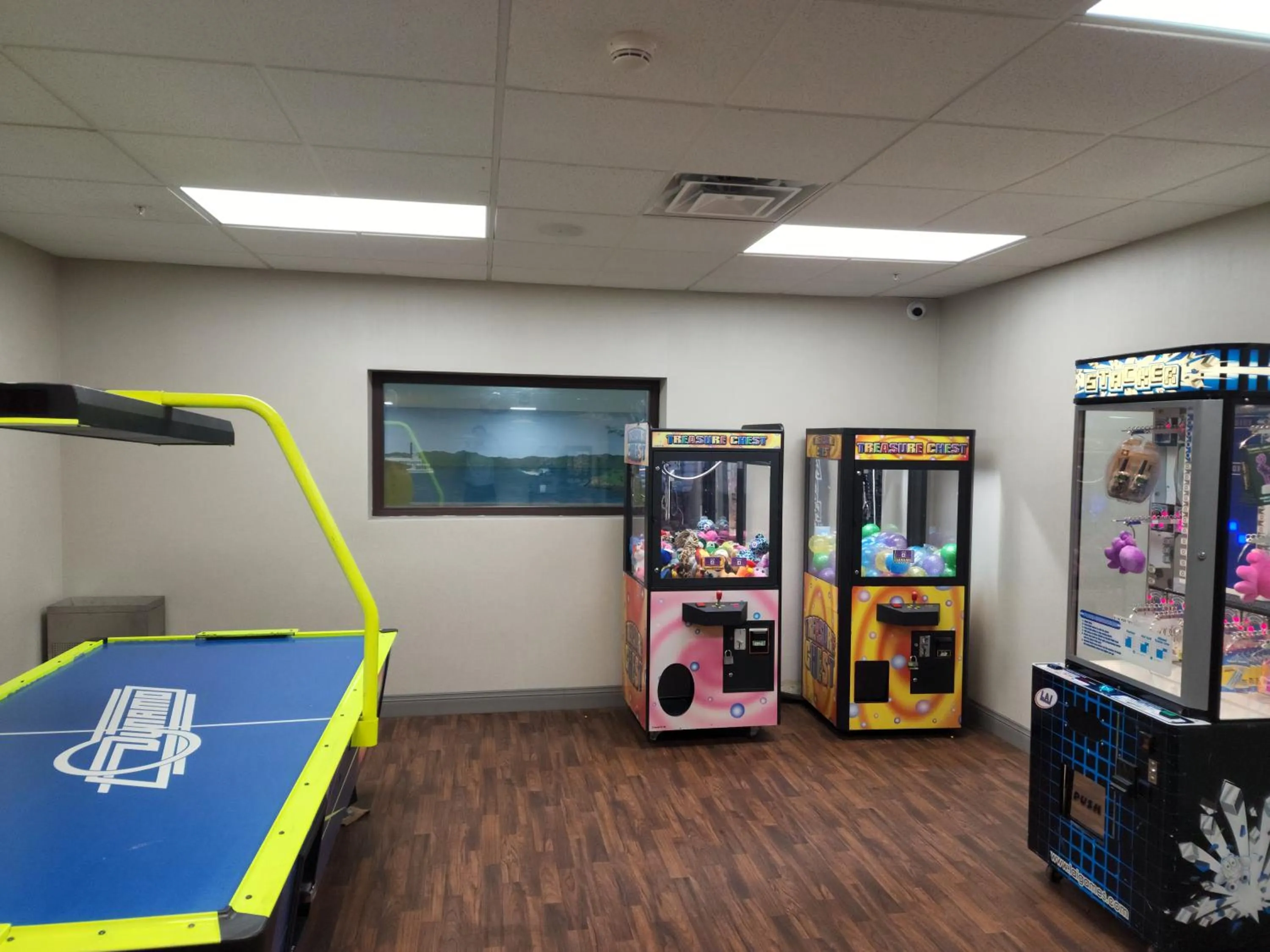 Game Room in La Quinta Inn & Suites by Wyndham Lake George