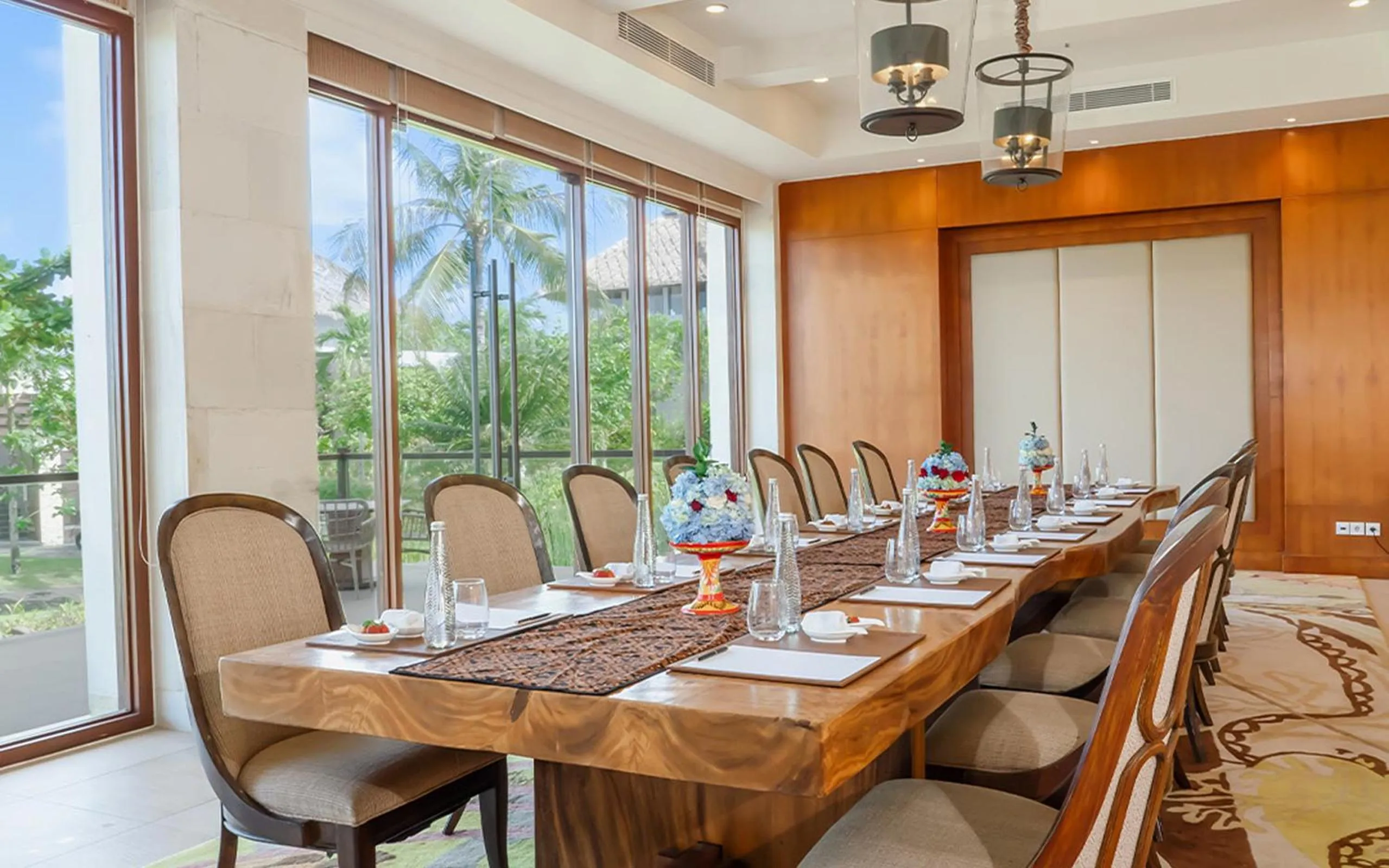 Meeting/conference room in Samabe Bali Villas