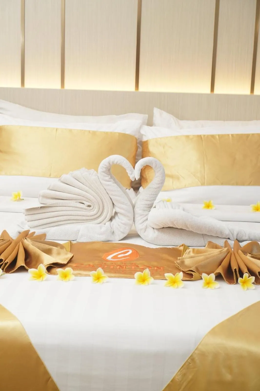 Bed in Cavinton Hotel Malioboro Yogyakarta