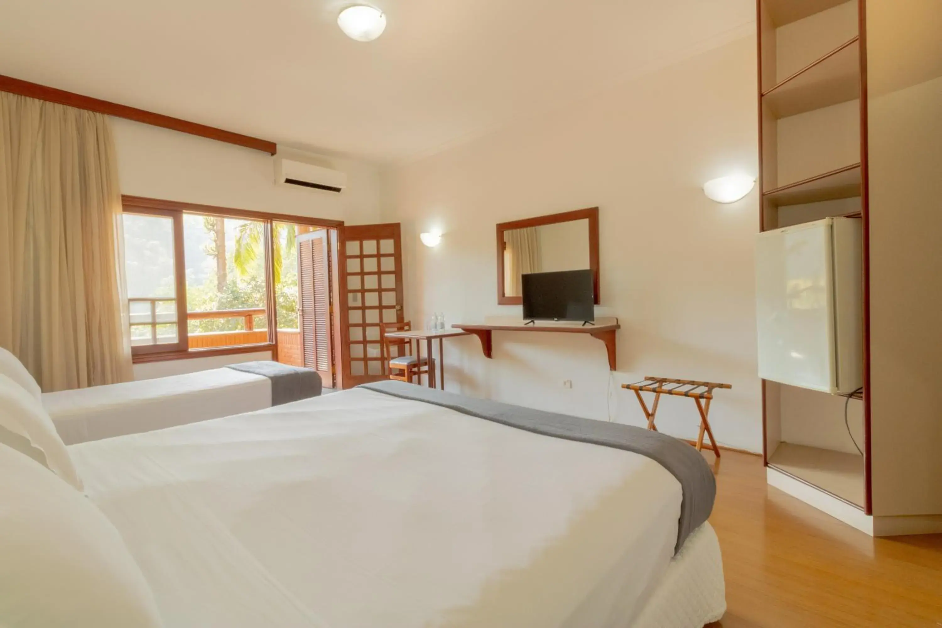 Deluxe Suite in Villagio Embu Resort & Convention Deluxe Suite in Villagio Embu Resort & Convention