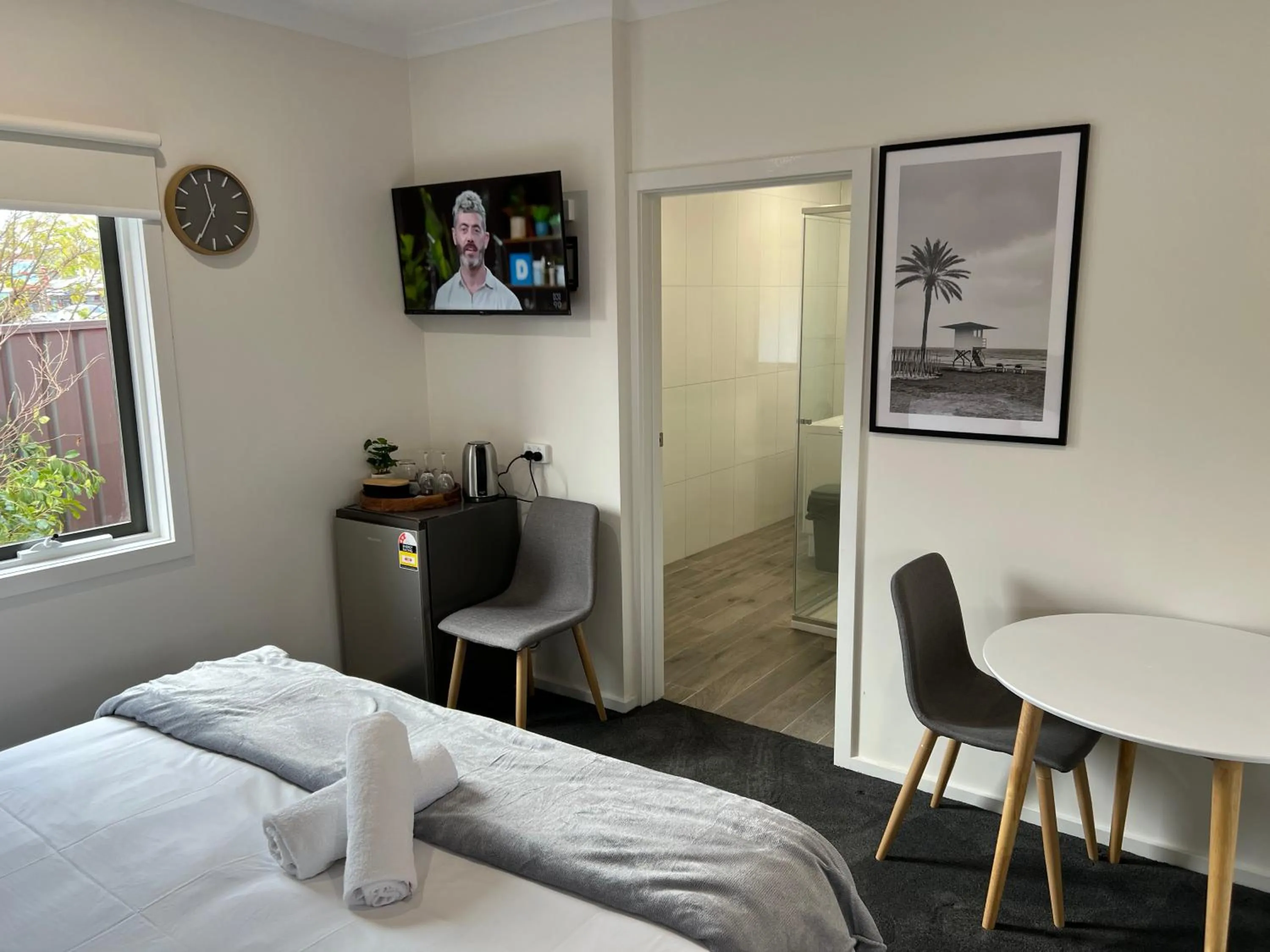 BENDIGO BOTANIC MOTEL- King Beds