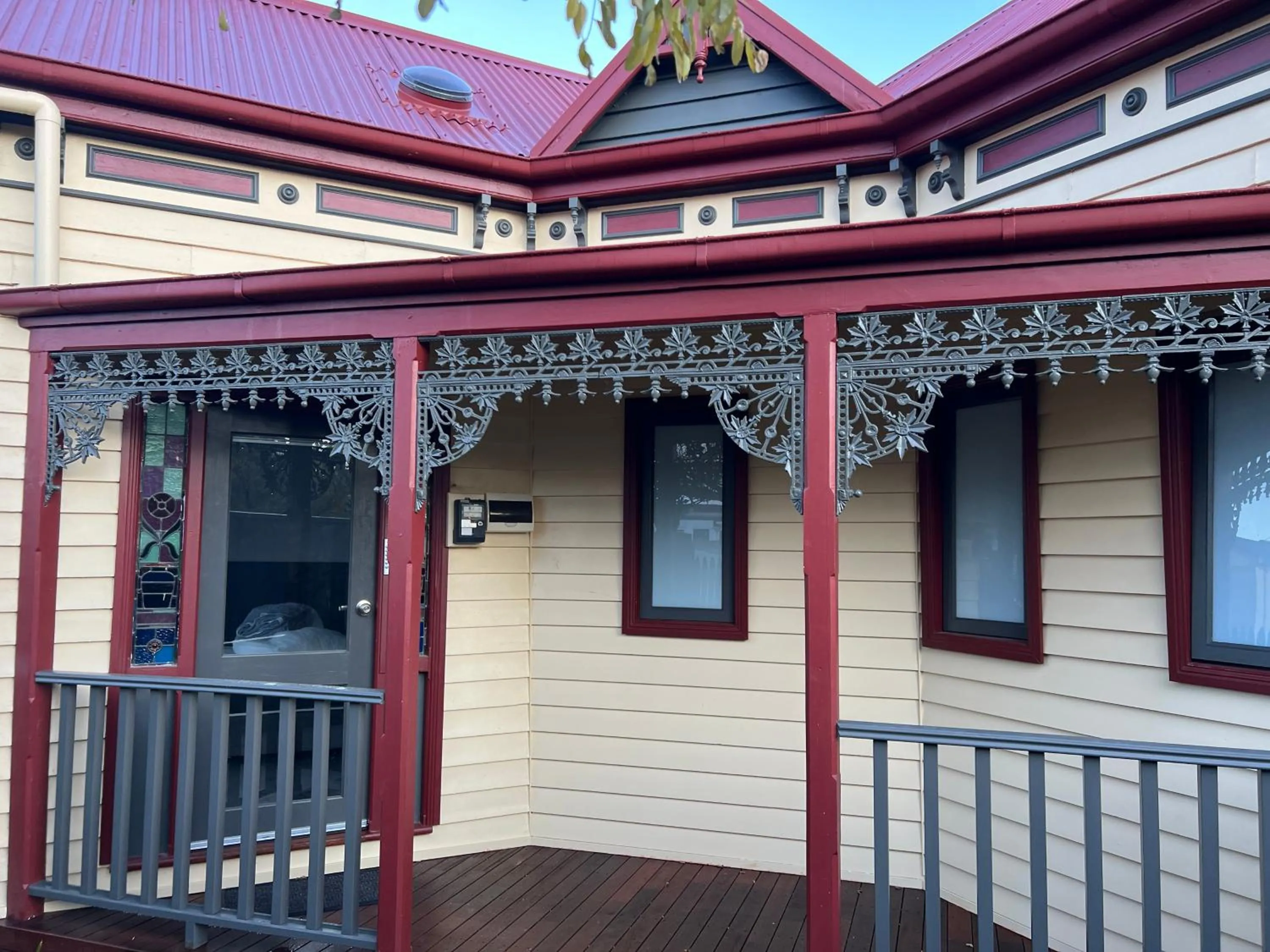 BENDIGO BOTANIC MOTEL- King Beds