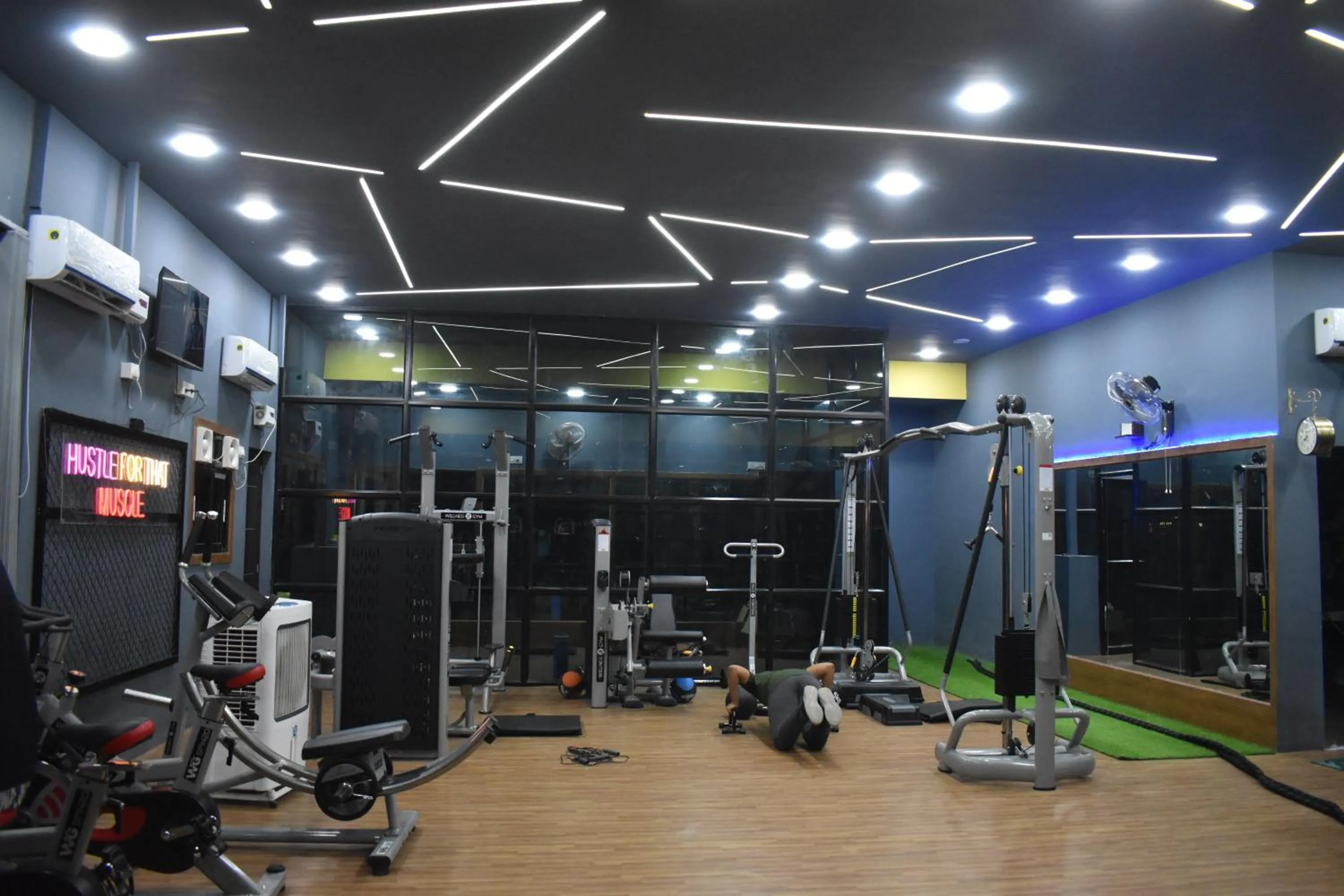Fitness centre/facilities in Hotel Lilac Doors