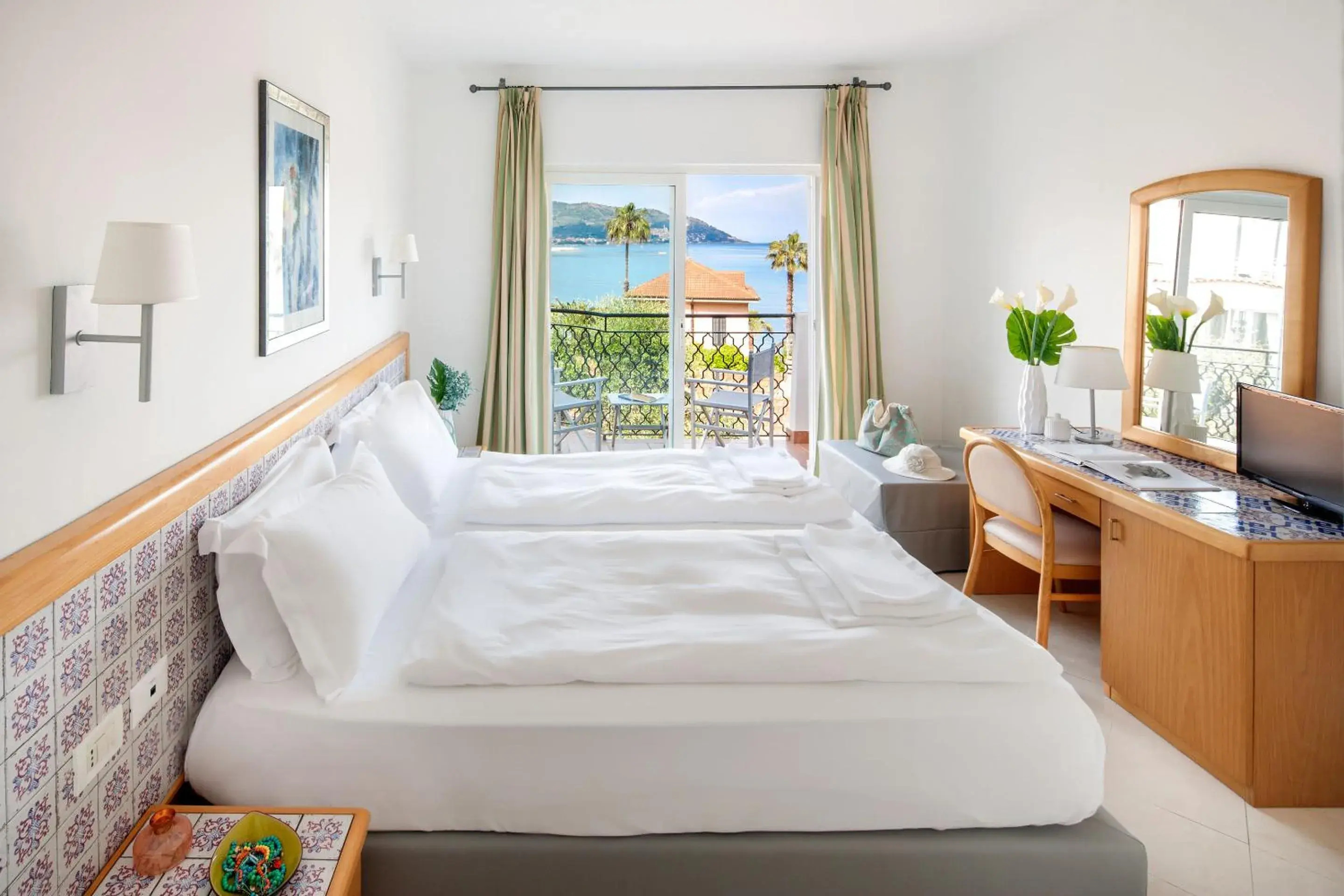 Comfort Double Room in Hotel Moresco Comfort Double Room in Hotel Moresco