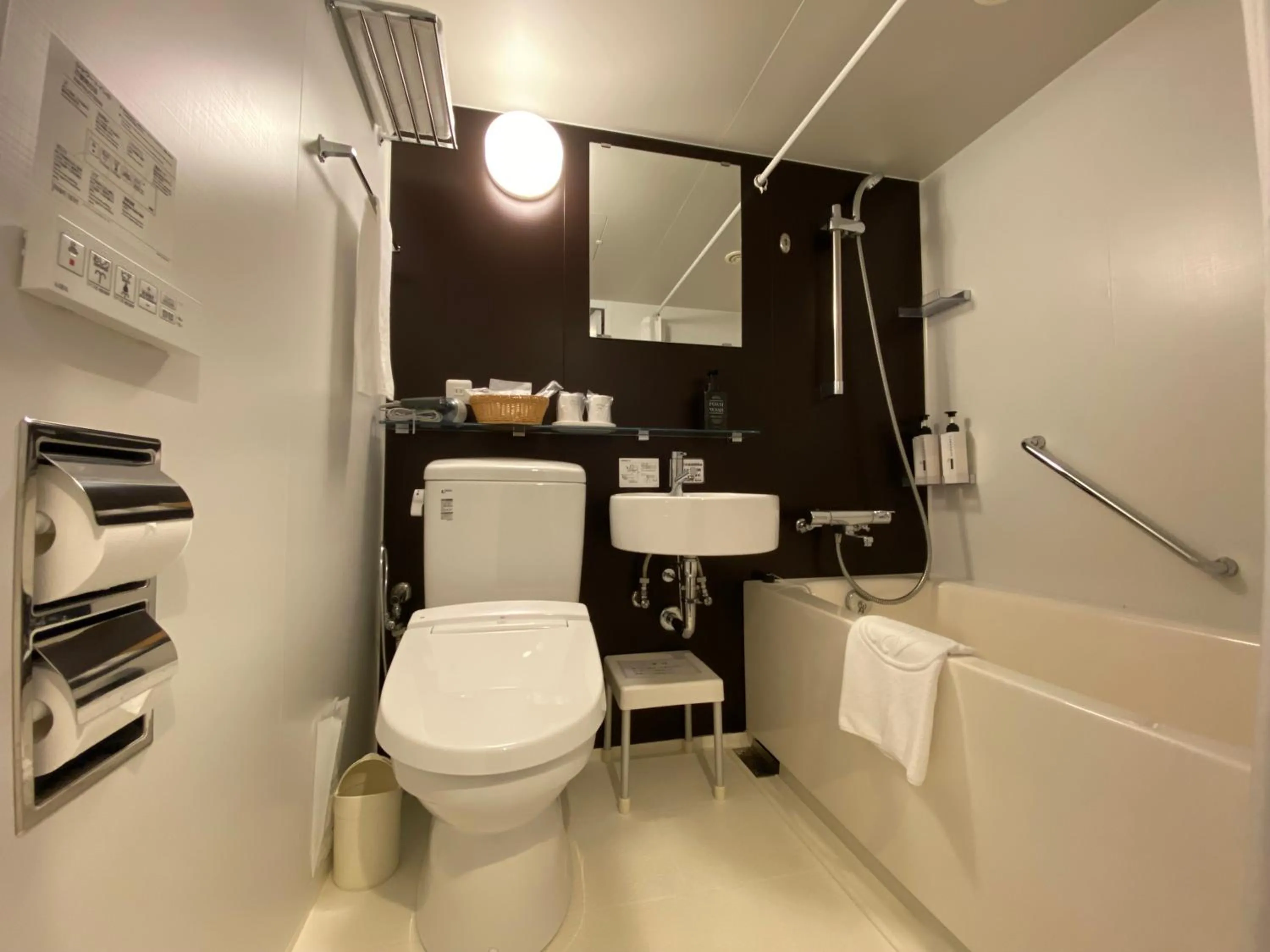 Shower in Koriyama View Hotel Annex