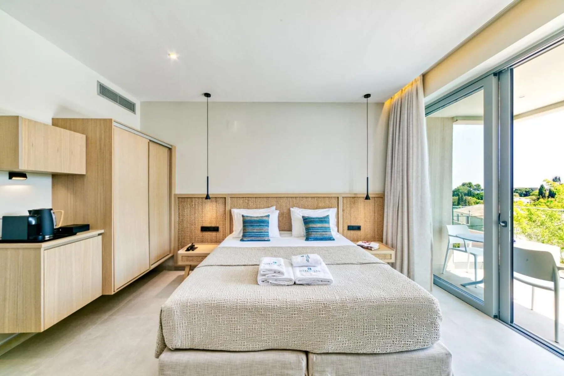 Bed in Hidden Cove Corfu