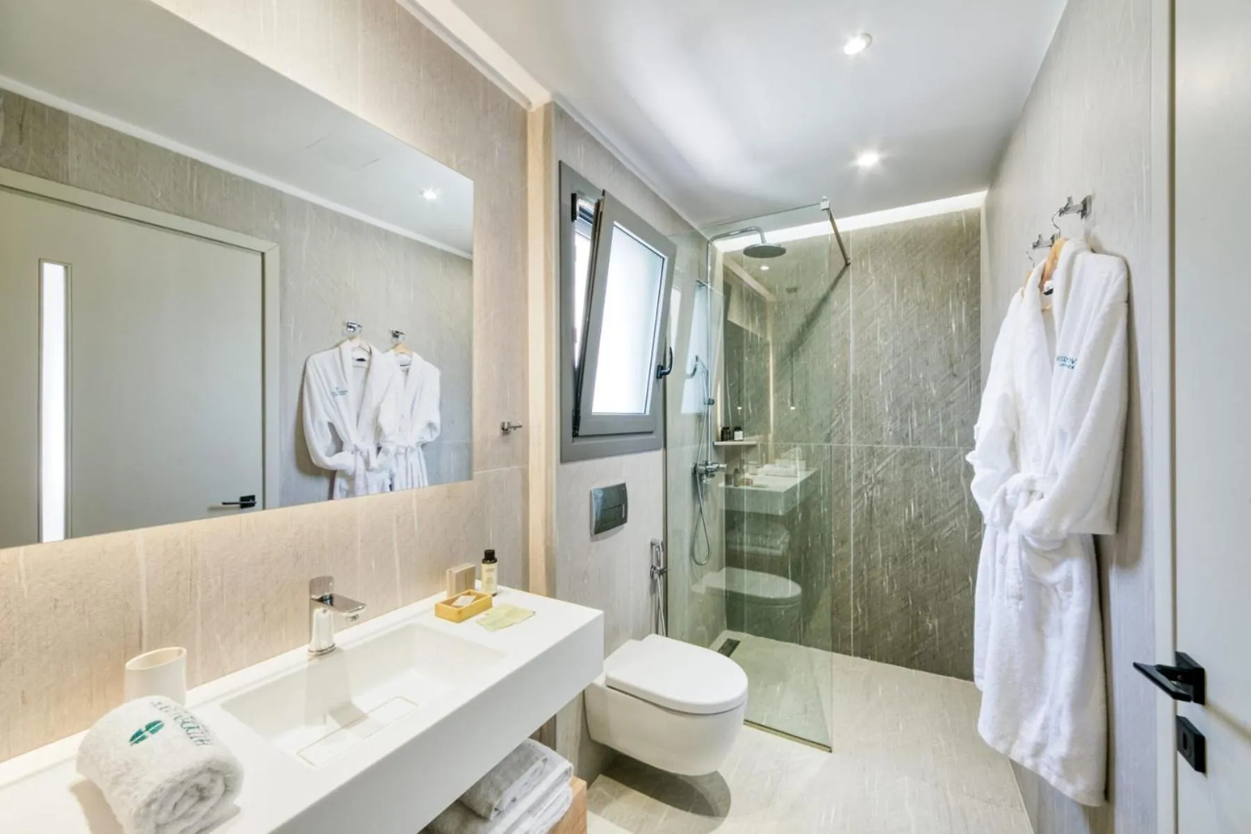 Bathroom in Hidden Cove Corfu