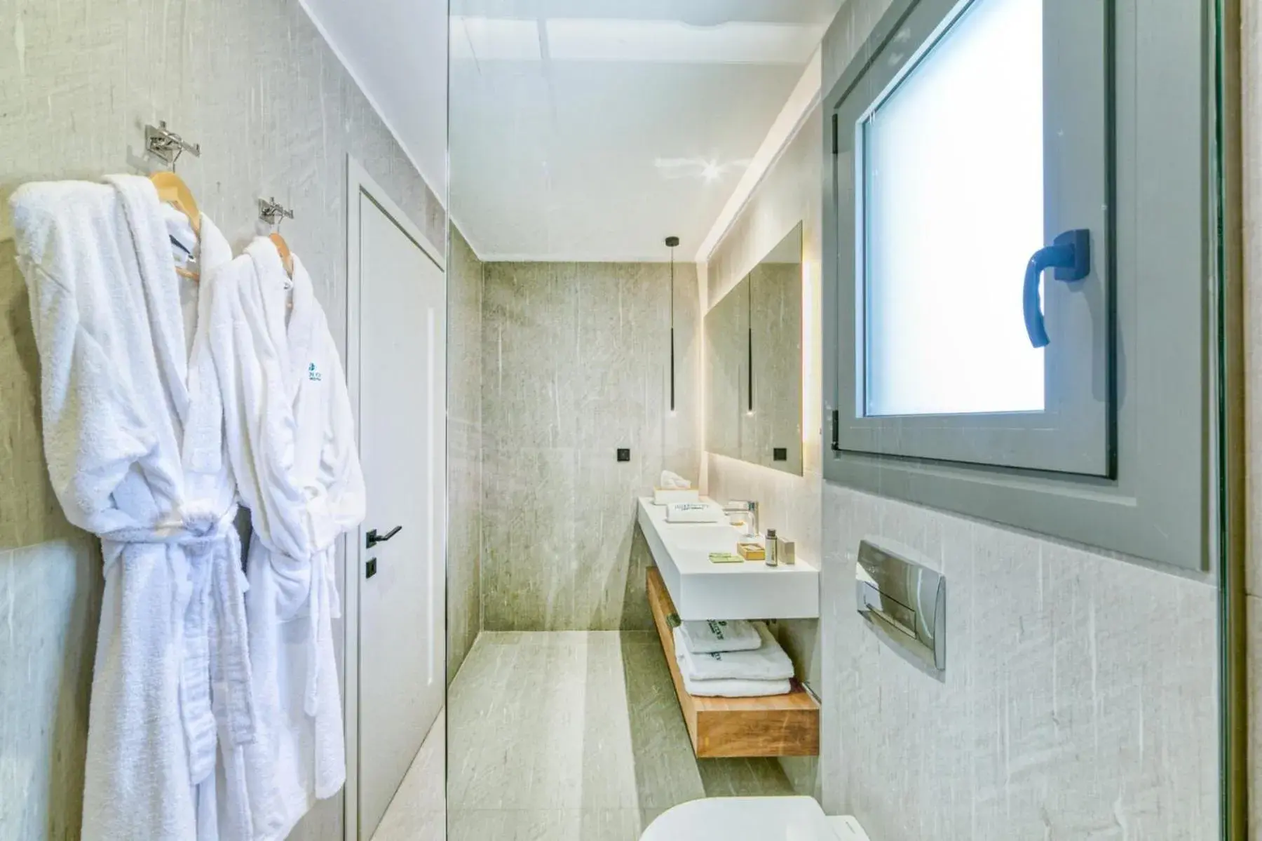 Family Room with Garden View in Hidden Cove Corfu Family Room with Garden View in Hidden Cove Corfu