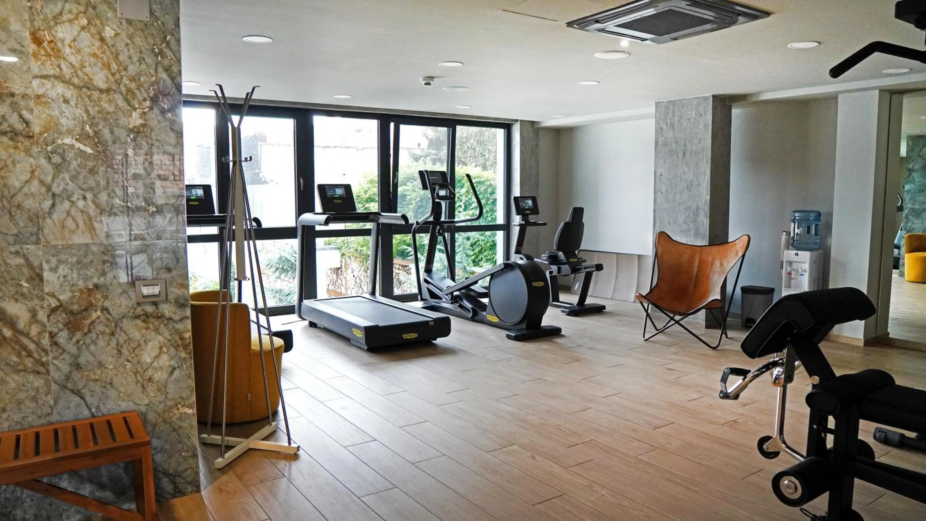 Fitness centre/facilities in Aniroc Signature Hotel