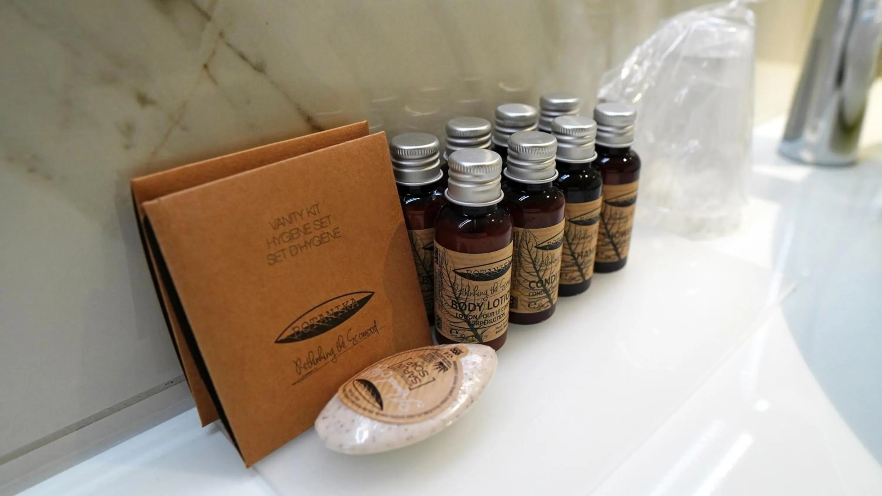 Bathroom in Aniroc Signature Hotel