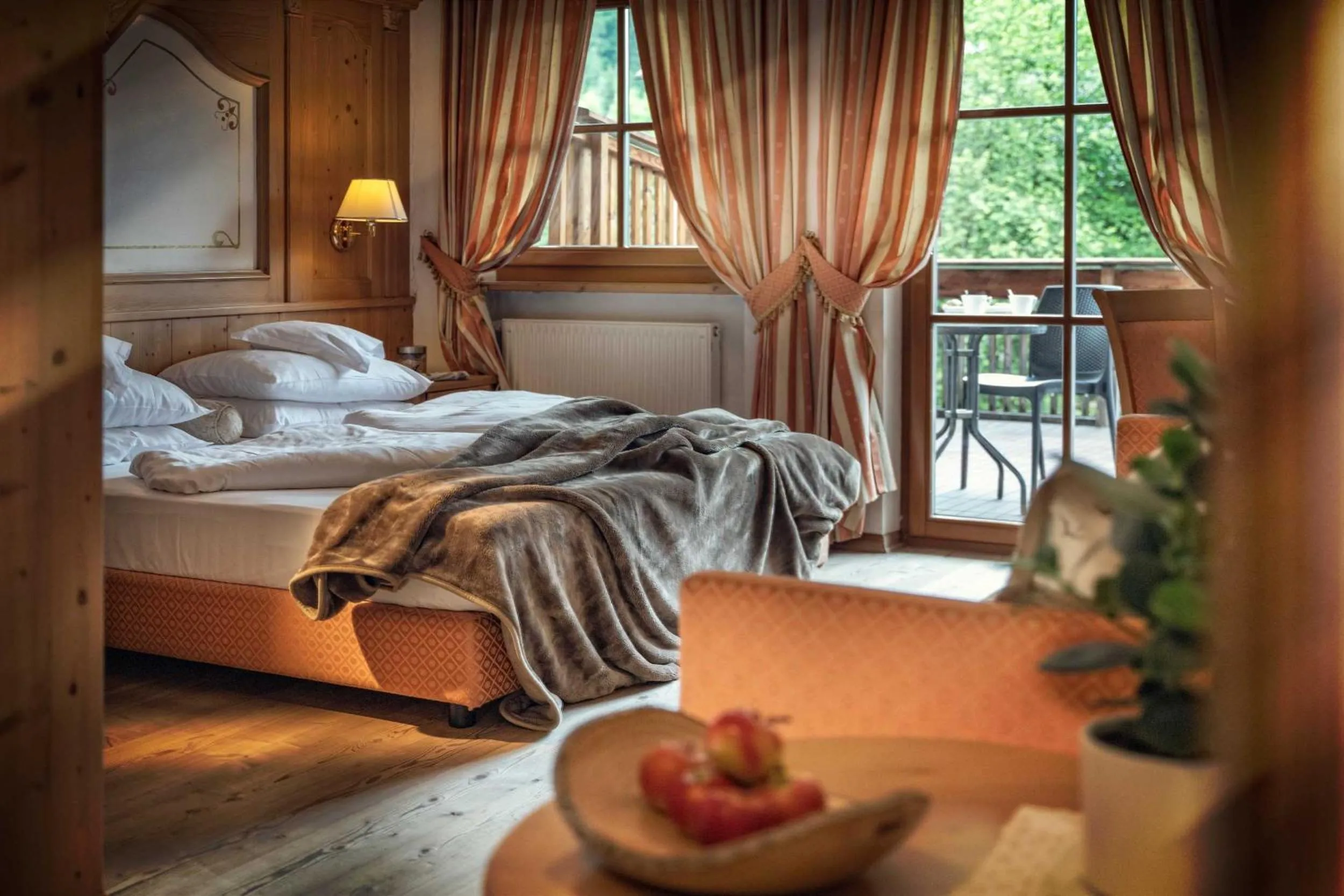 Photo of the whole room, Bed in Hotel Alte Mühle 4 Stelle