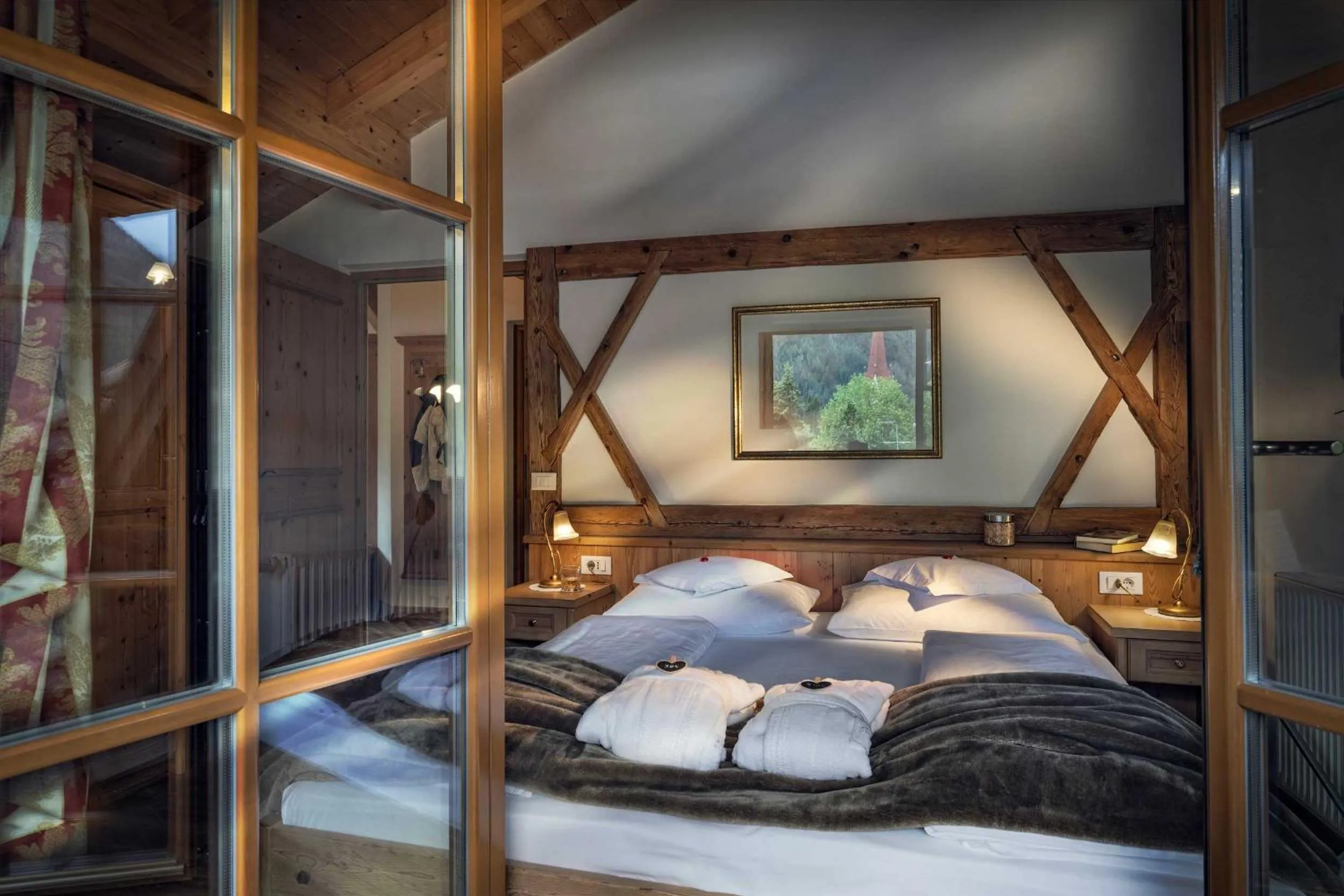 Bed in Hotel Alte Mühle 4 Stelle