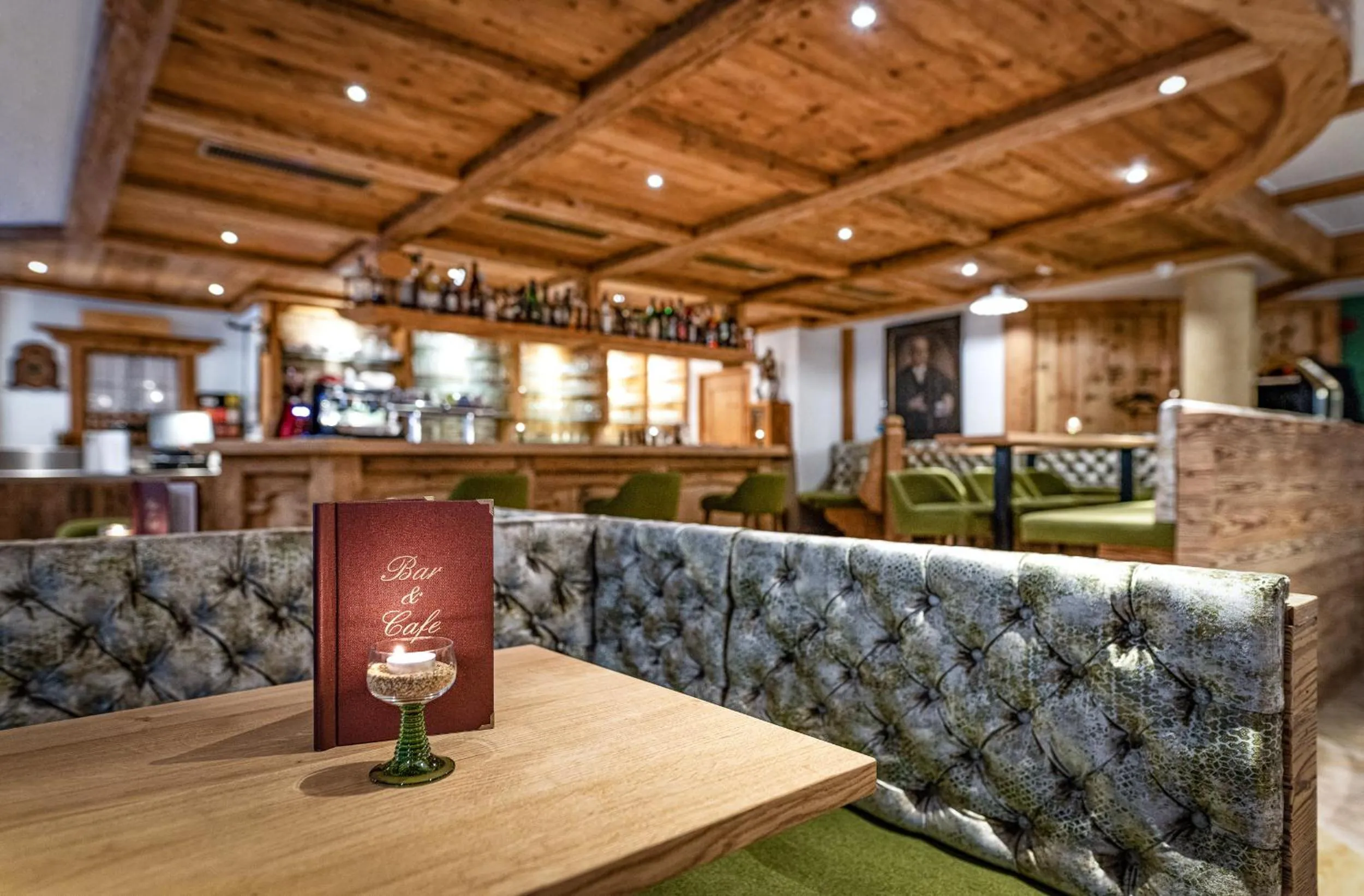 Lounge or bar in Hotel Alte Mühle 4 Stelle