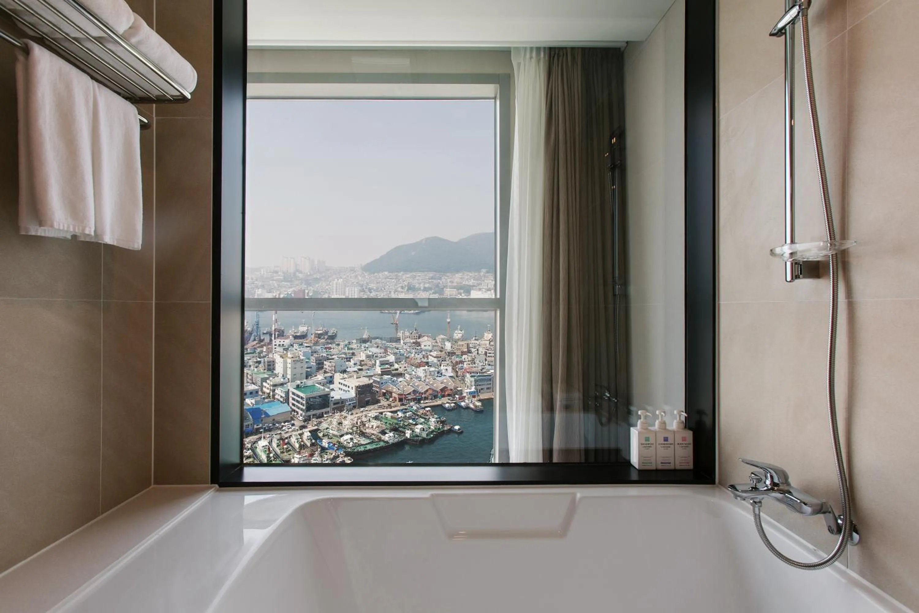 Bathroom in Hotel Adela