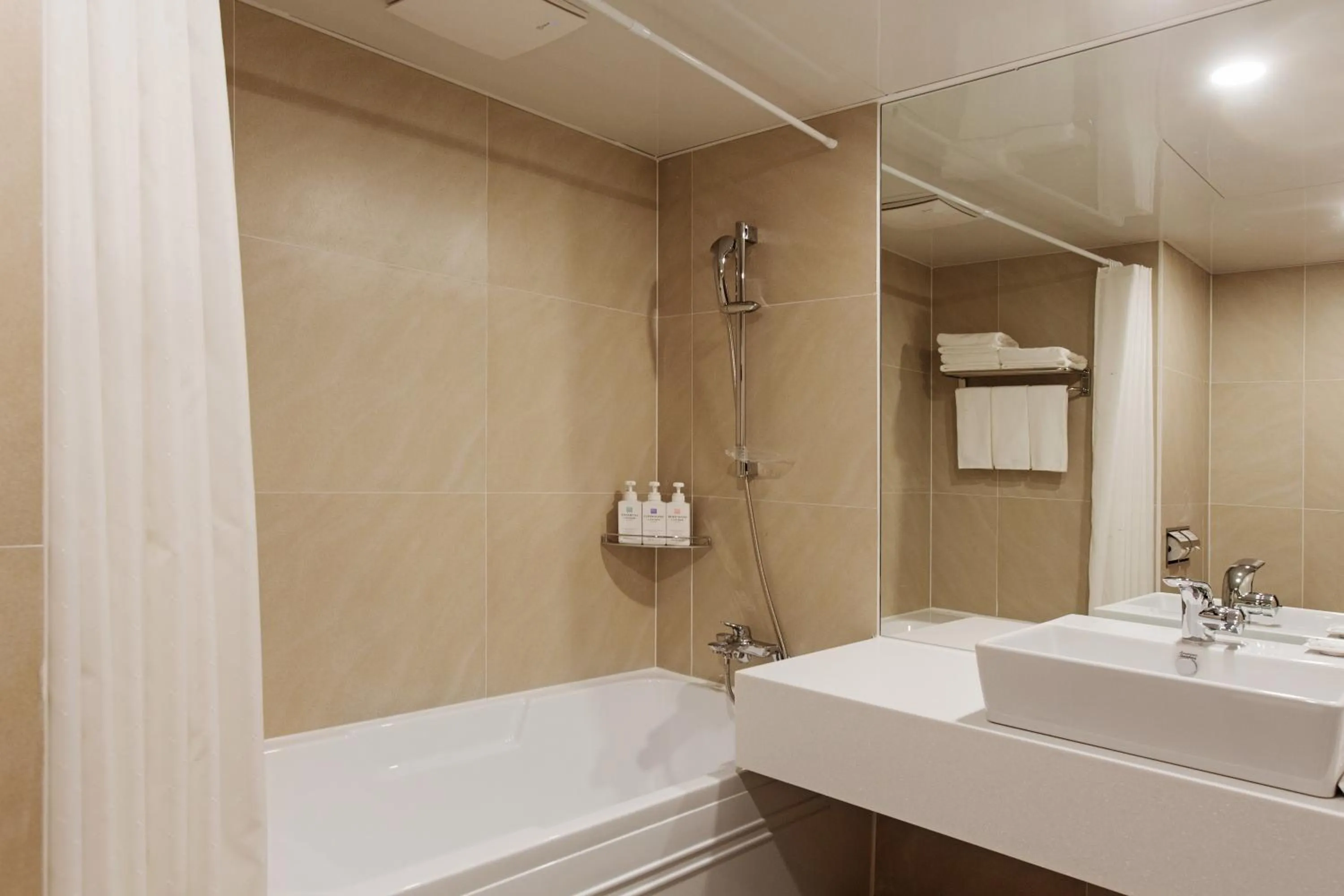 Bathroom in Hotel Adela