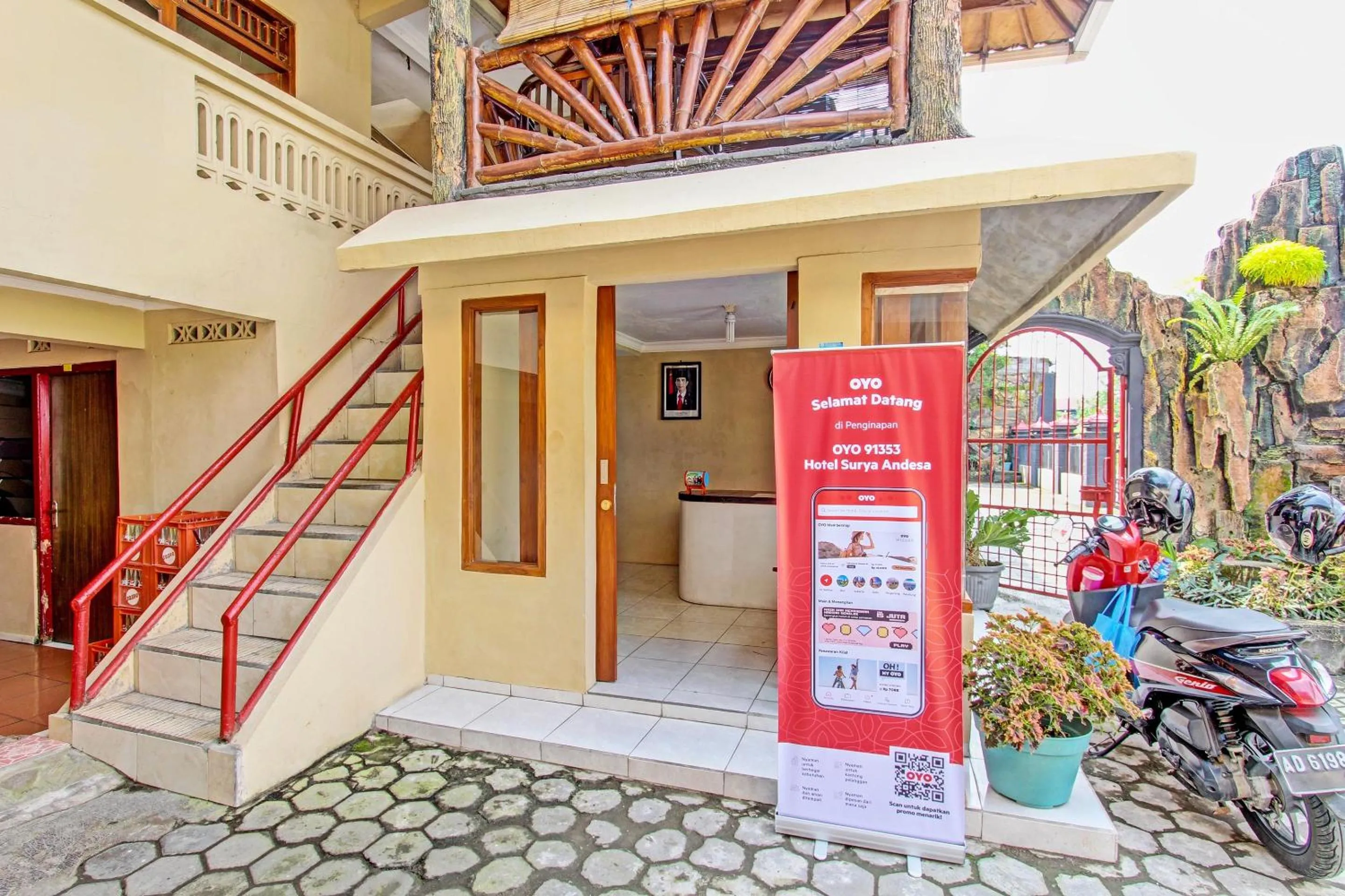 Lobby or reception in OYO 91353 Hotel Surya Andesa