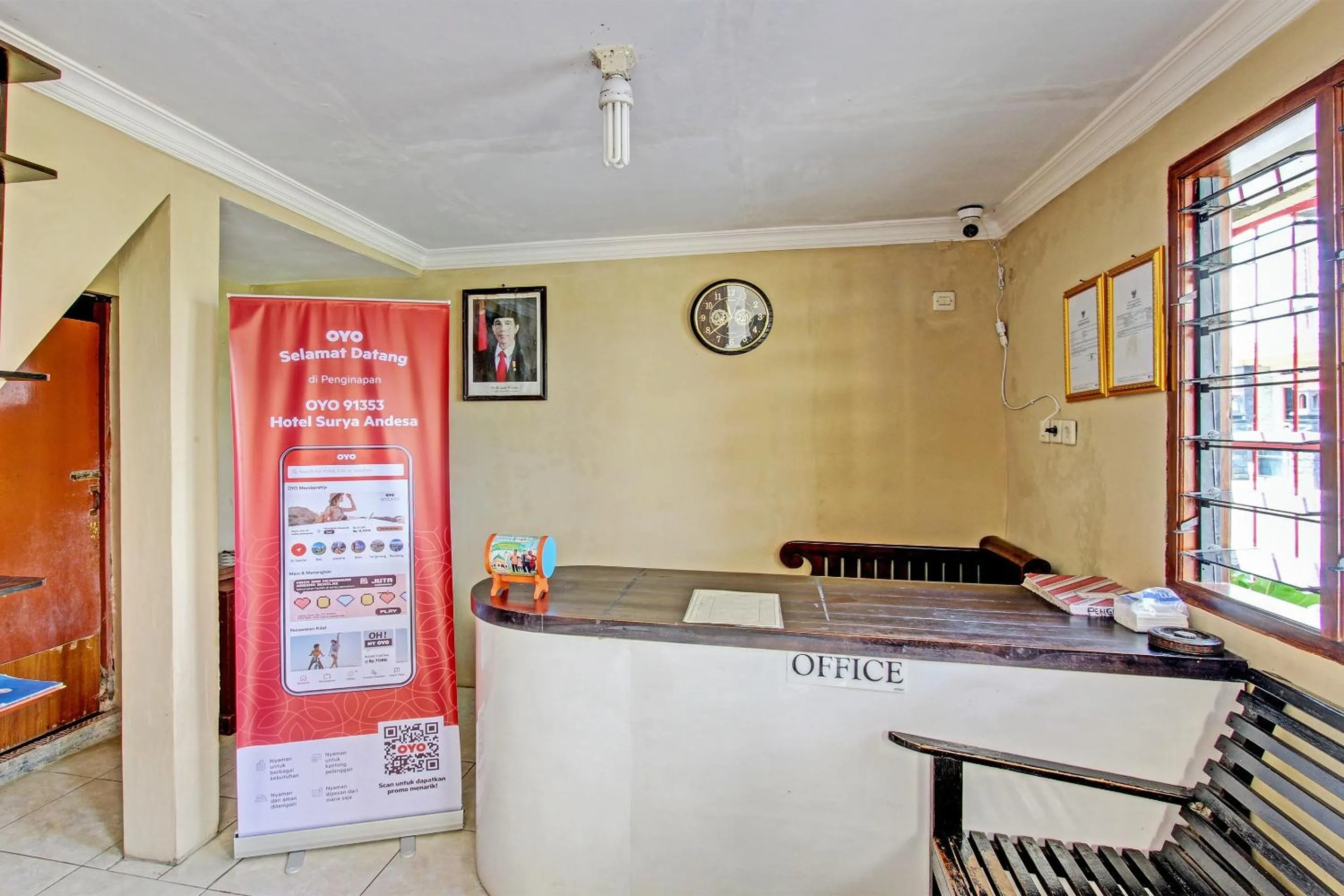 Lobby or reception in OYO 91353 Hotel Surya Andesa