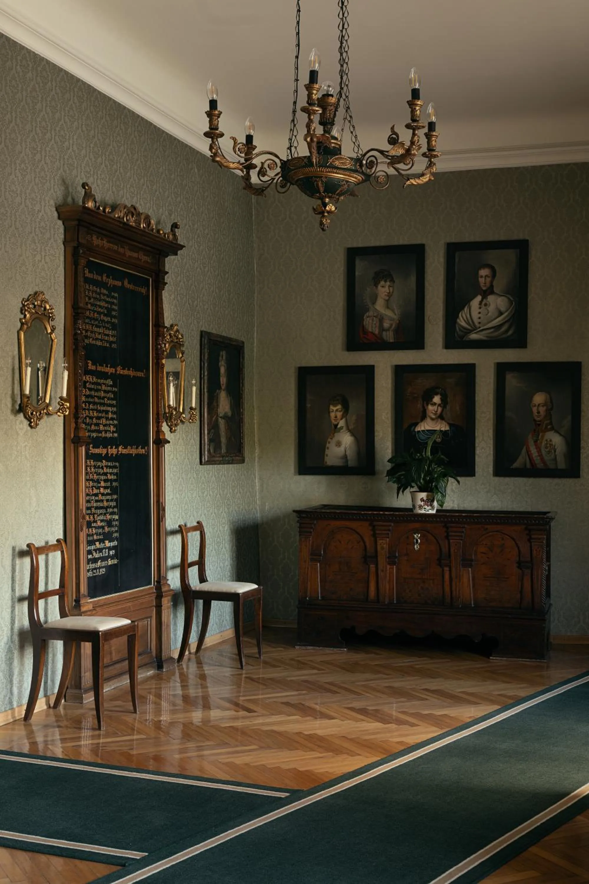 Seating area in Hotel Elephant