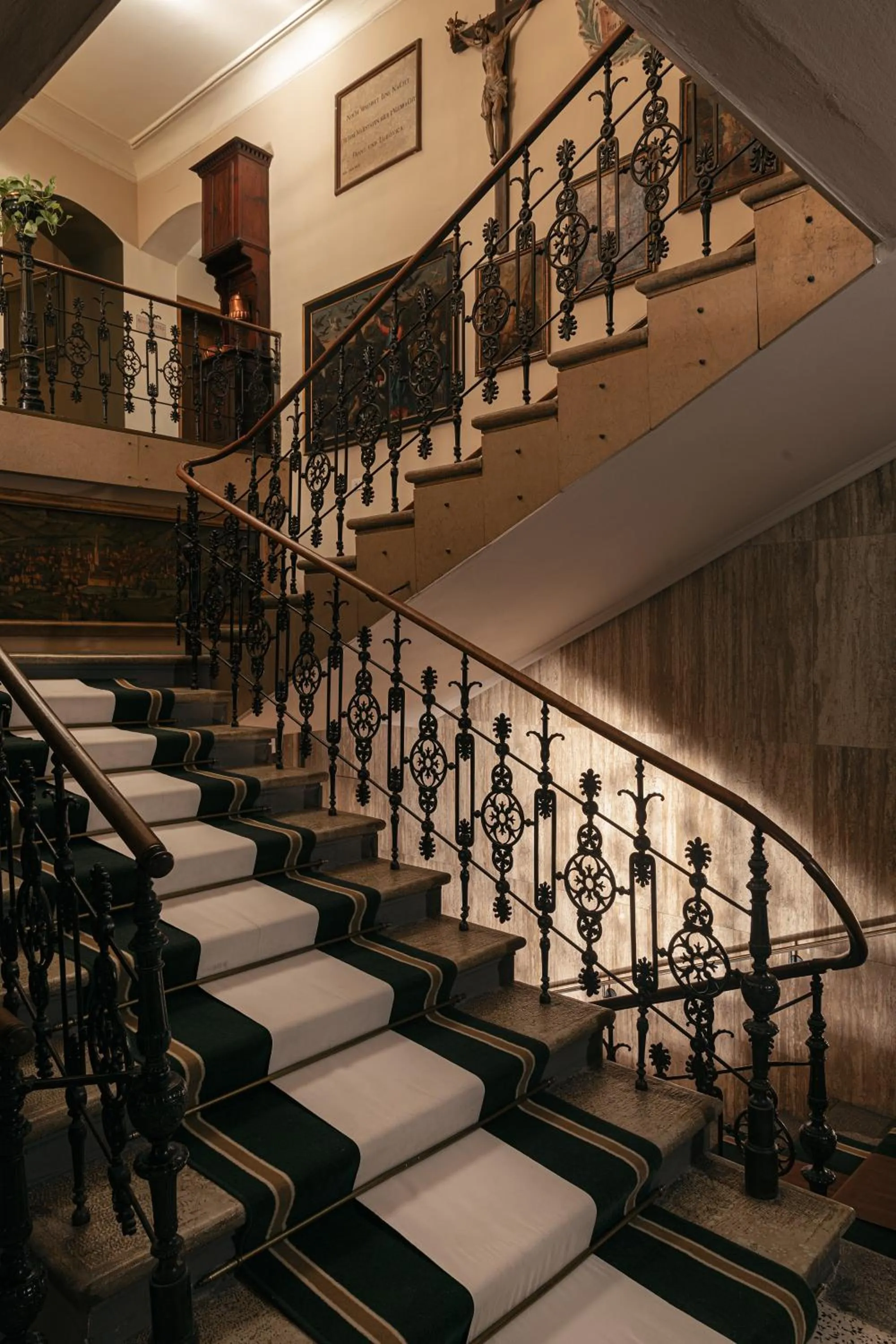 Lobby or reception in Hotel Elephant