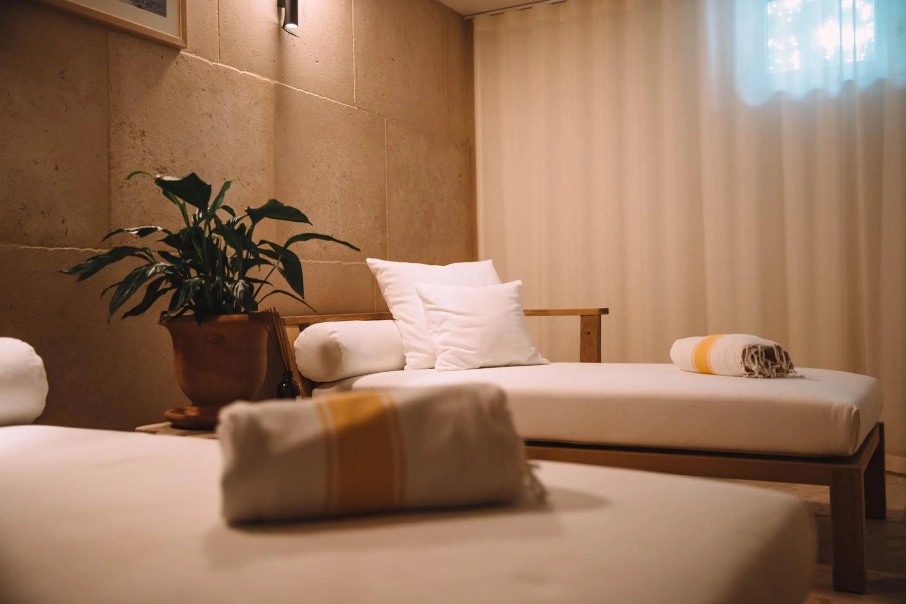 Steam room, Bed in Hôtel Hemen