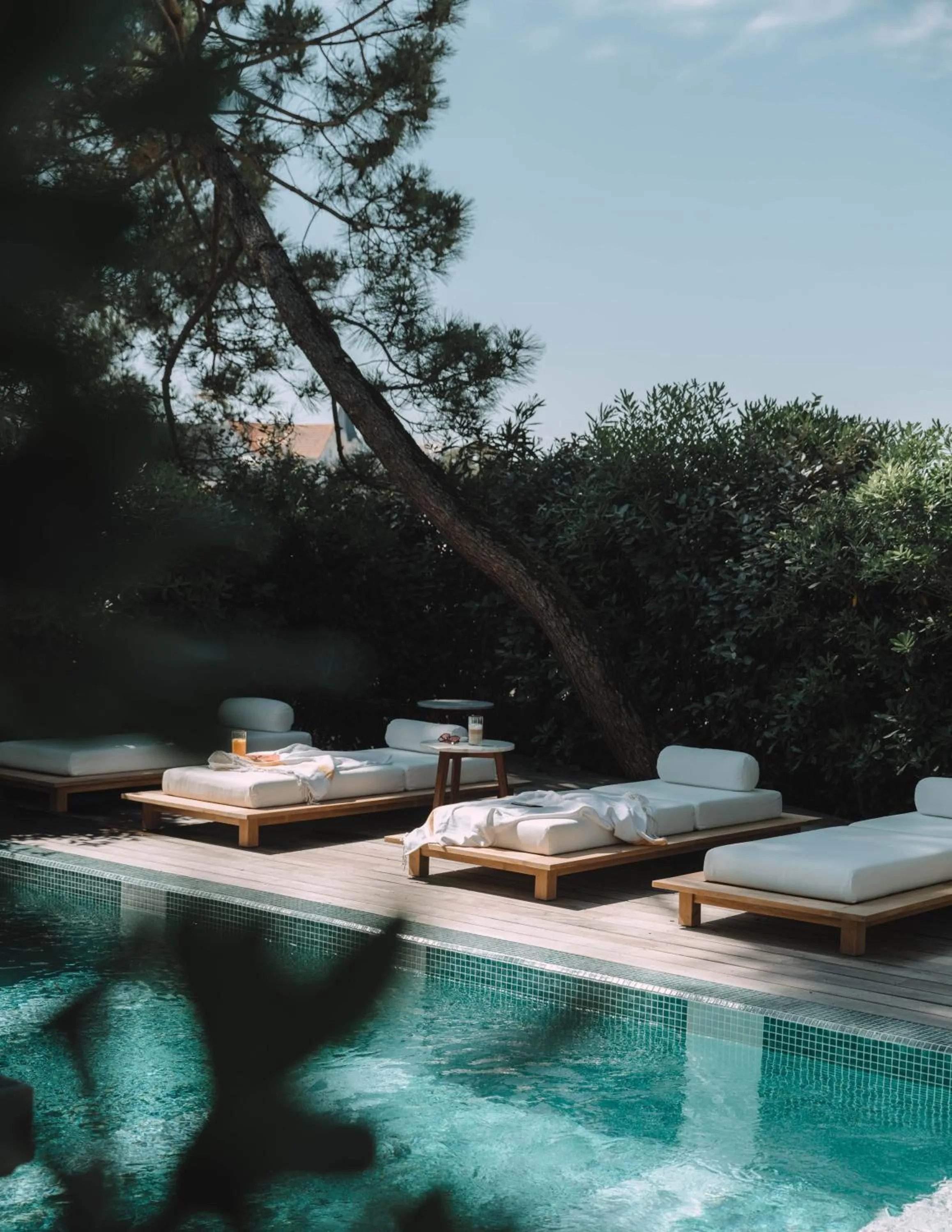 Pool view in Hôtel Hemen