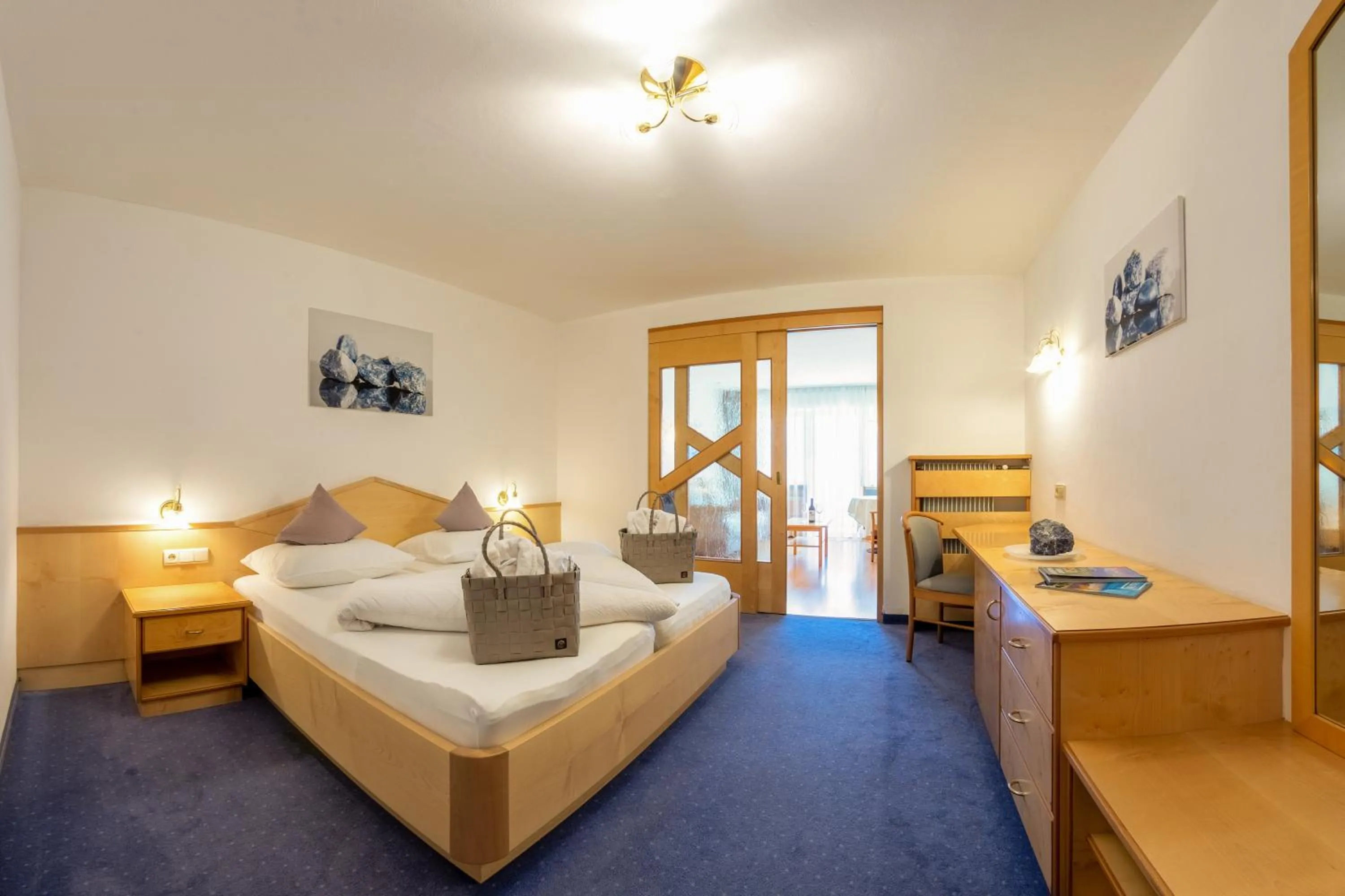 Photo of the whole room, Bed in Wohlfühlhotel Mei Auszeit