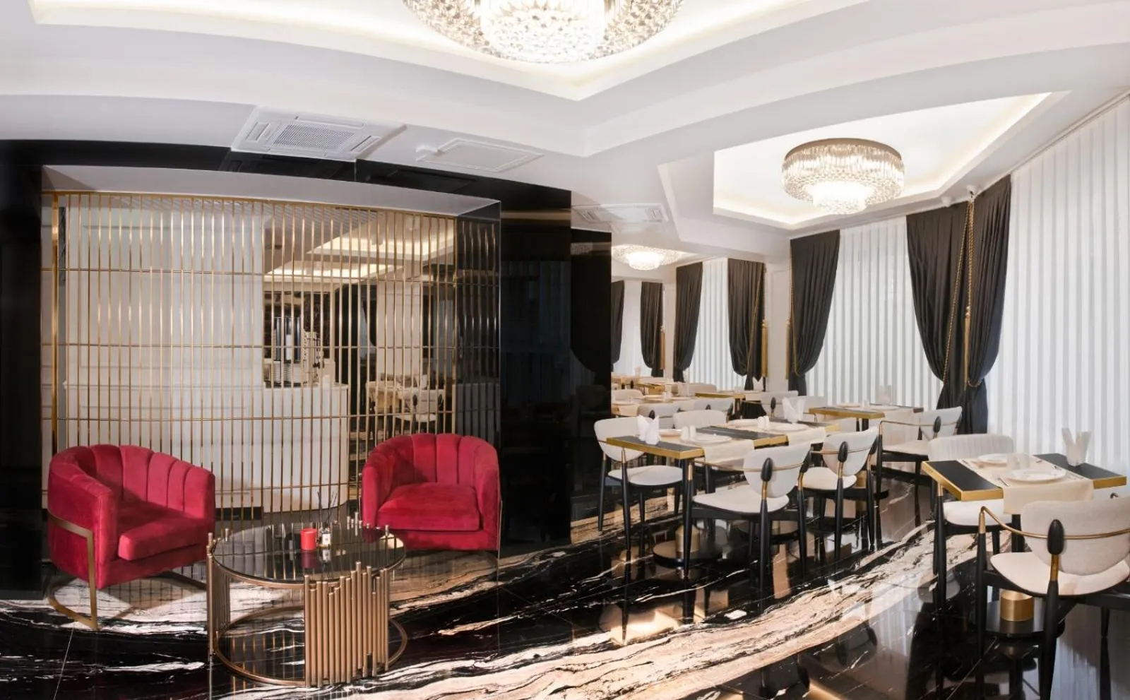 Restaurant/places to eat in Silvana Hotel