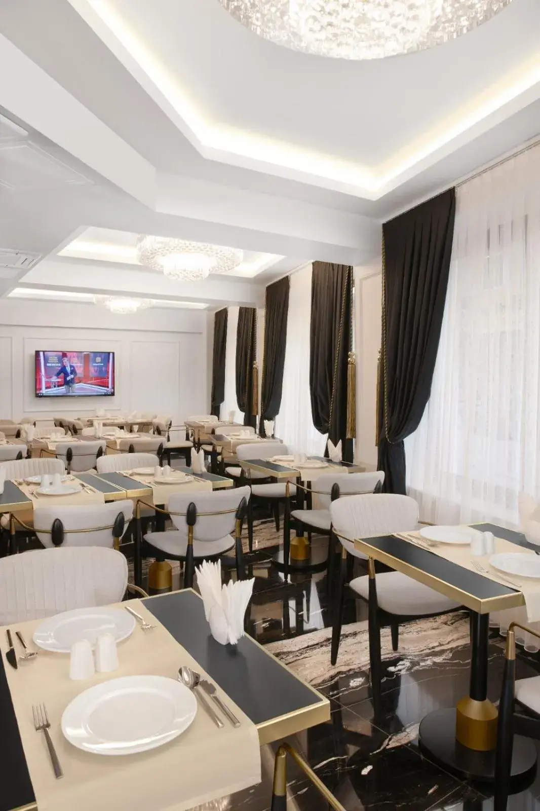 Restaurant/places to eat in Silvana Hotel Restaurant/places to eat in Silvana Hotel