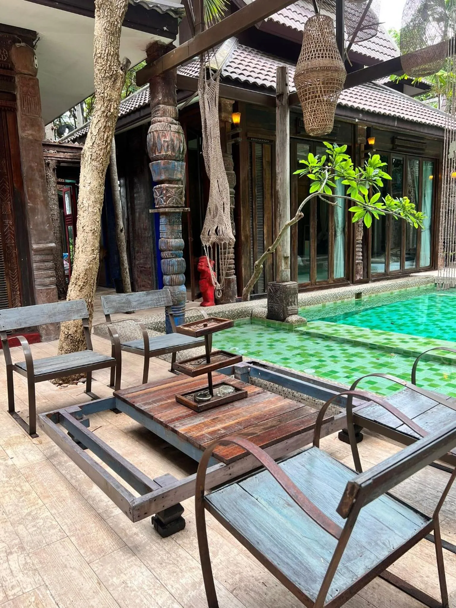 Seating area in K2 Xanadu Pool Villa