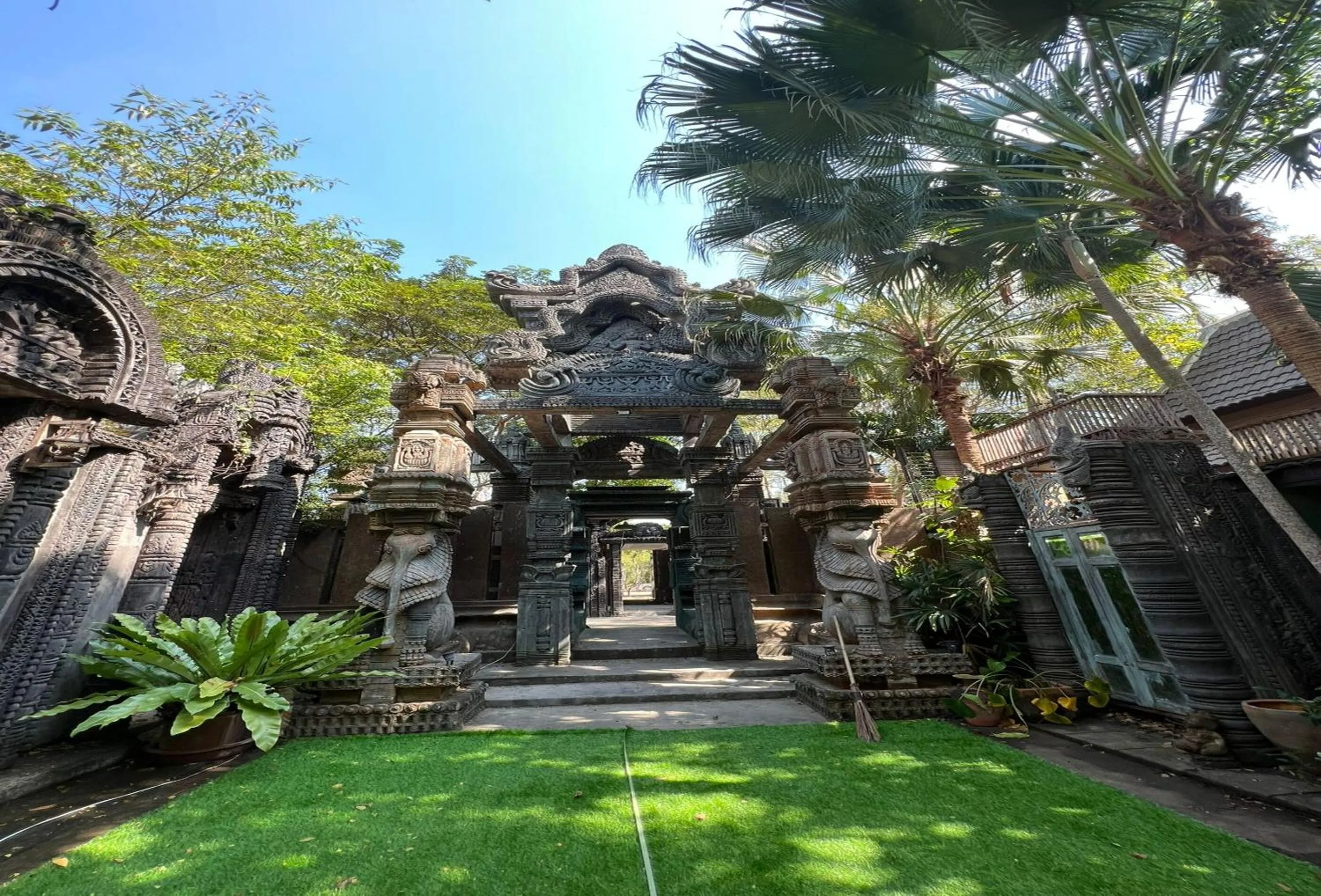 Property building in K2 Xanadu Pool Villa