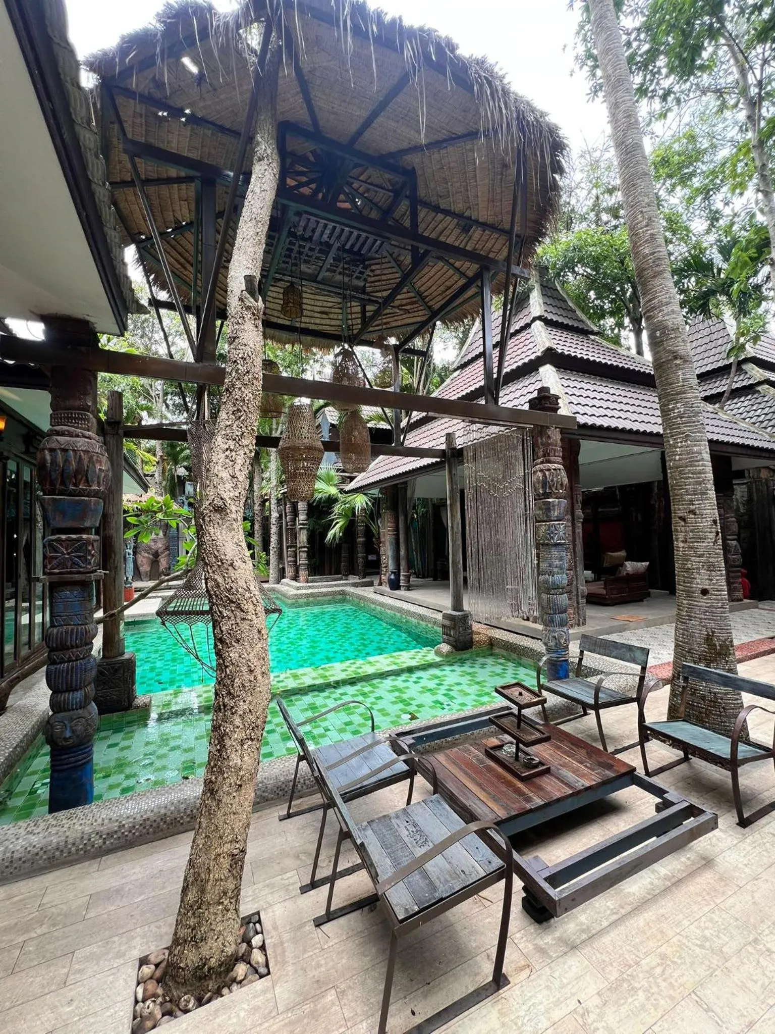 Seating area in K2 Xanadu Pool Villa