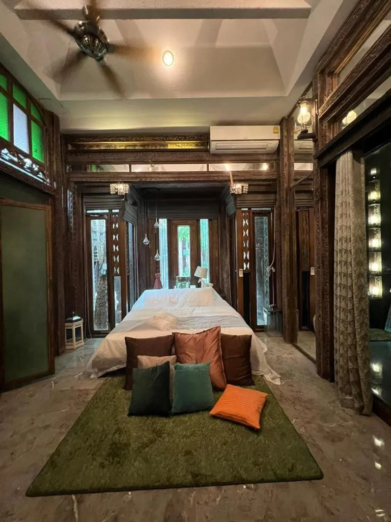 Bed in K2 Xanadu Pool Villa