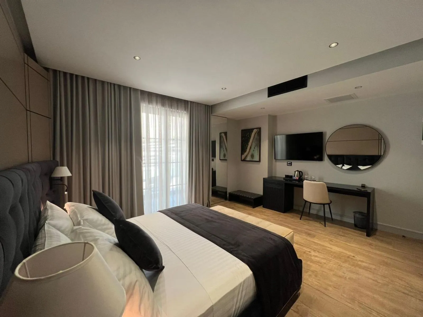 Bedroom, Bed in Rozafa Palace Hotel