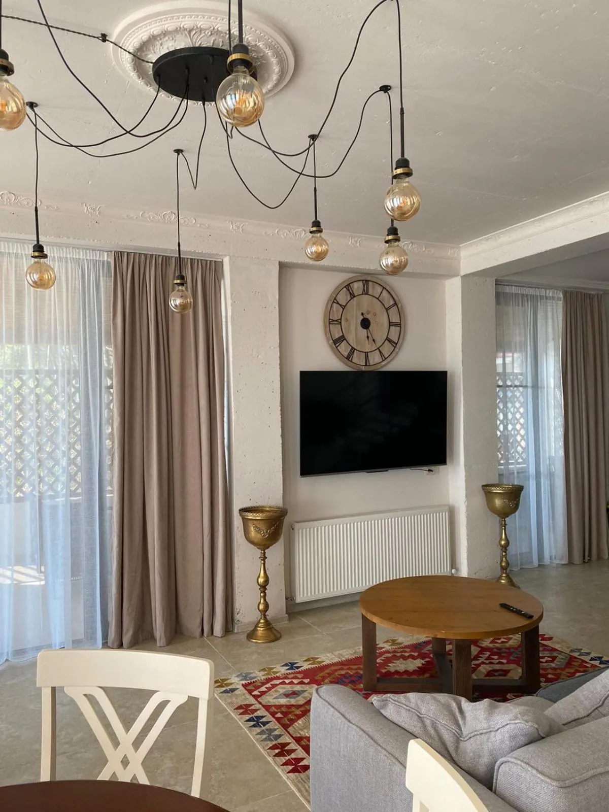 Property building in Claude Monet Seaside Hotel