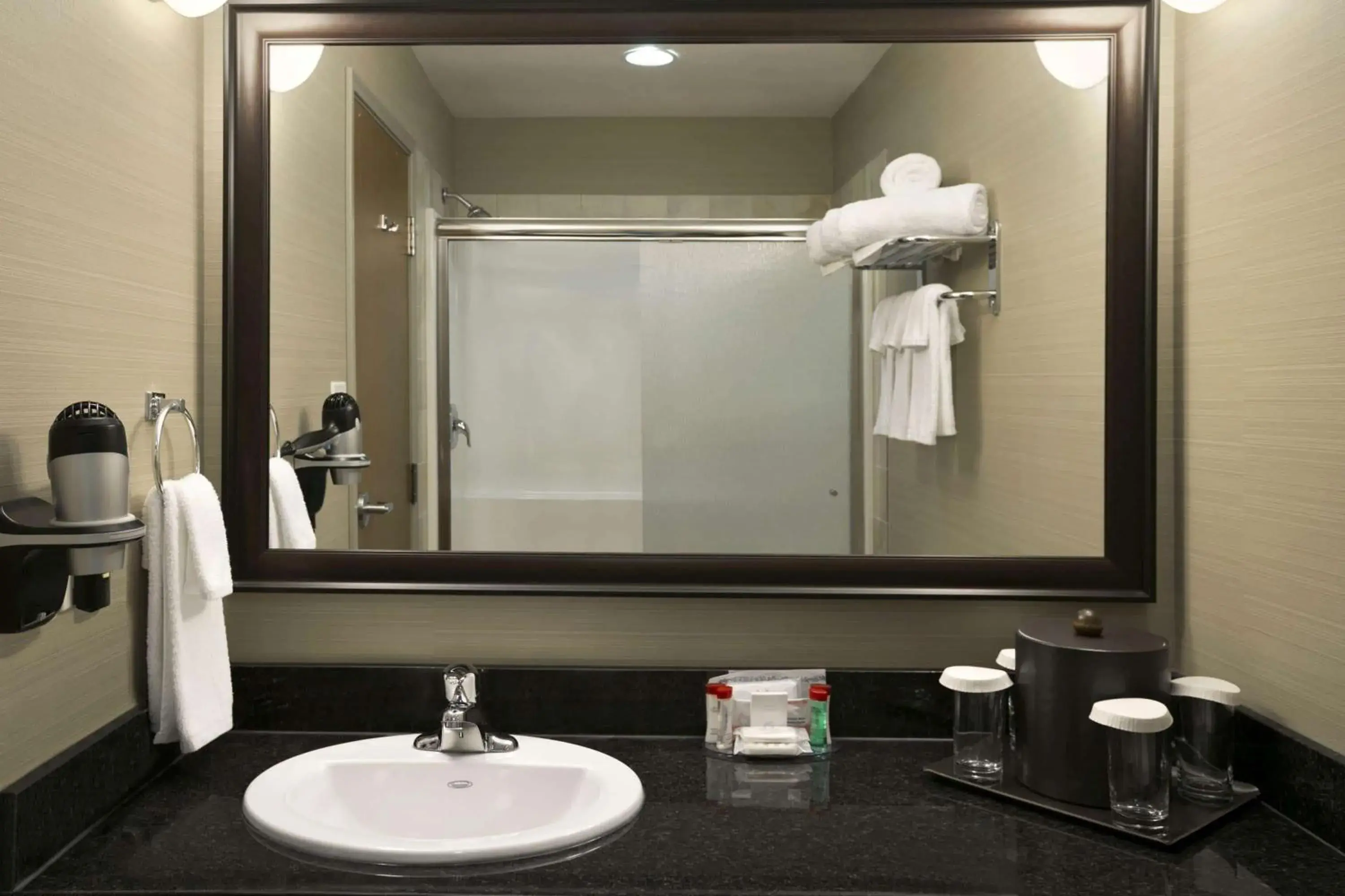 Bathroom in Ramada by Wyndham Conklin Bathroom in Ramada by Wyndham Conklin