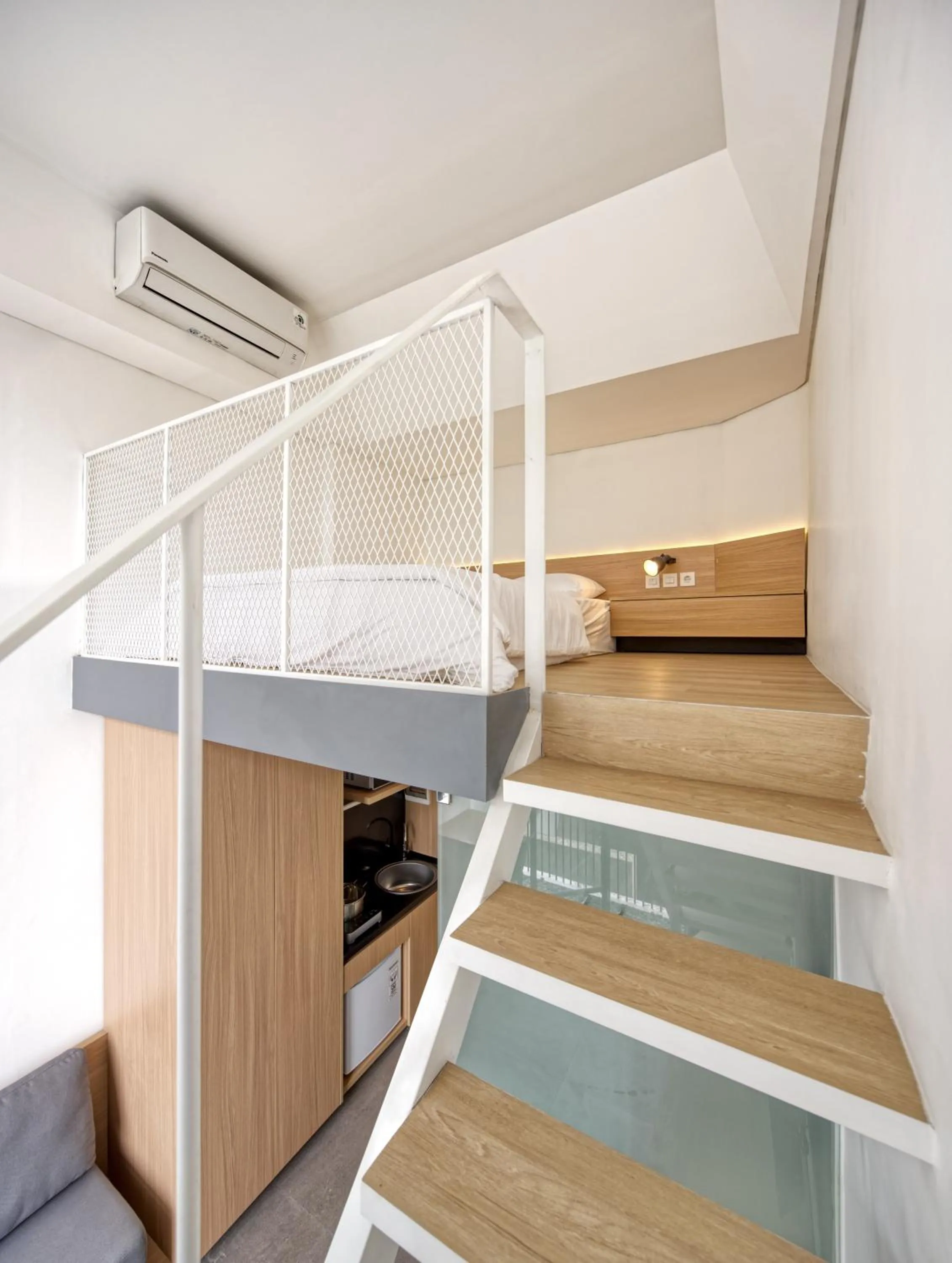 Bed in Sakura Terrace Benhil