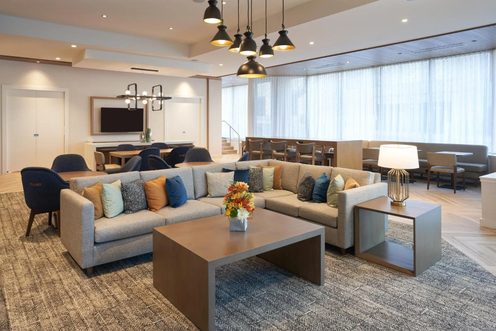 Property building in Staybridge Suites Wilmington Downtown by IHG