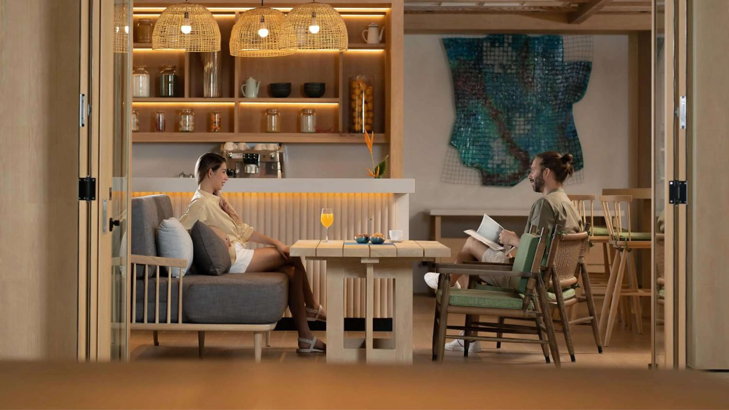 Lounge or bar in Holiday Inn Resort Samui Bophut Beach, an IHG Hotel