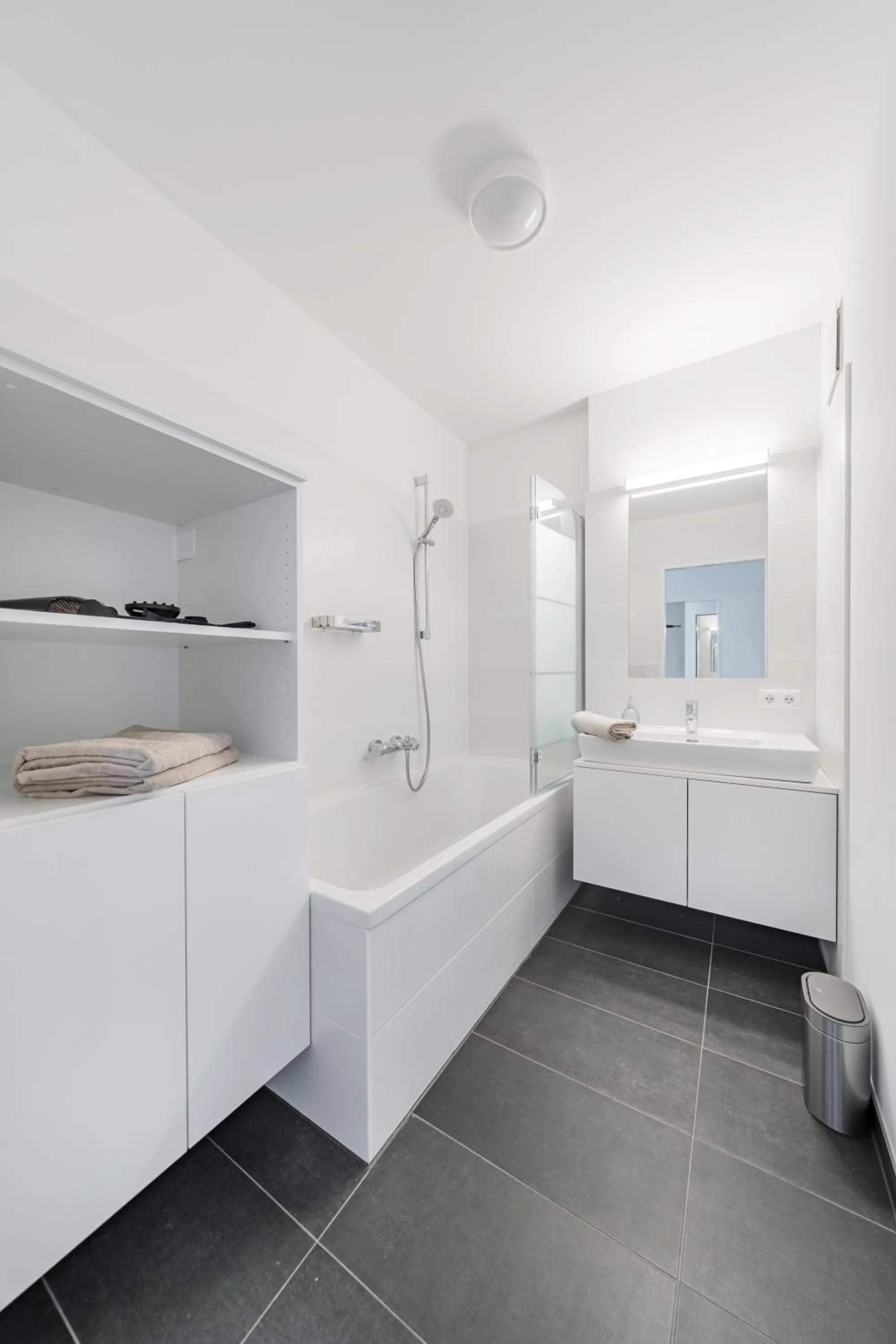 Two-Room Apartment in Traunseeresidenzen