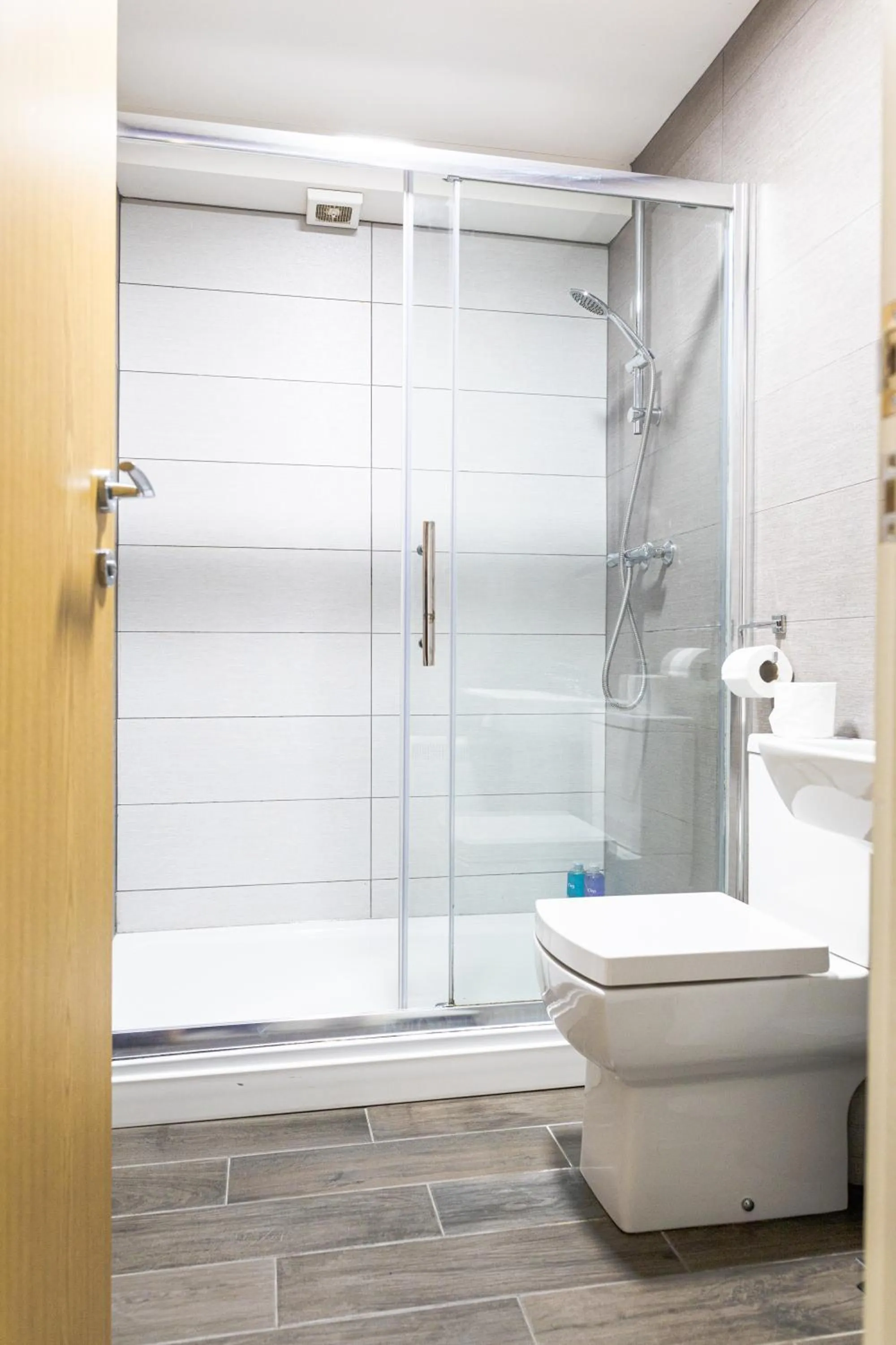 Shower in Modern Apartments Near Cardiff City Centre