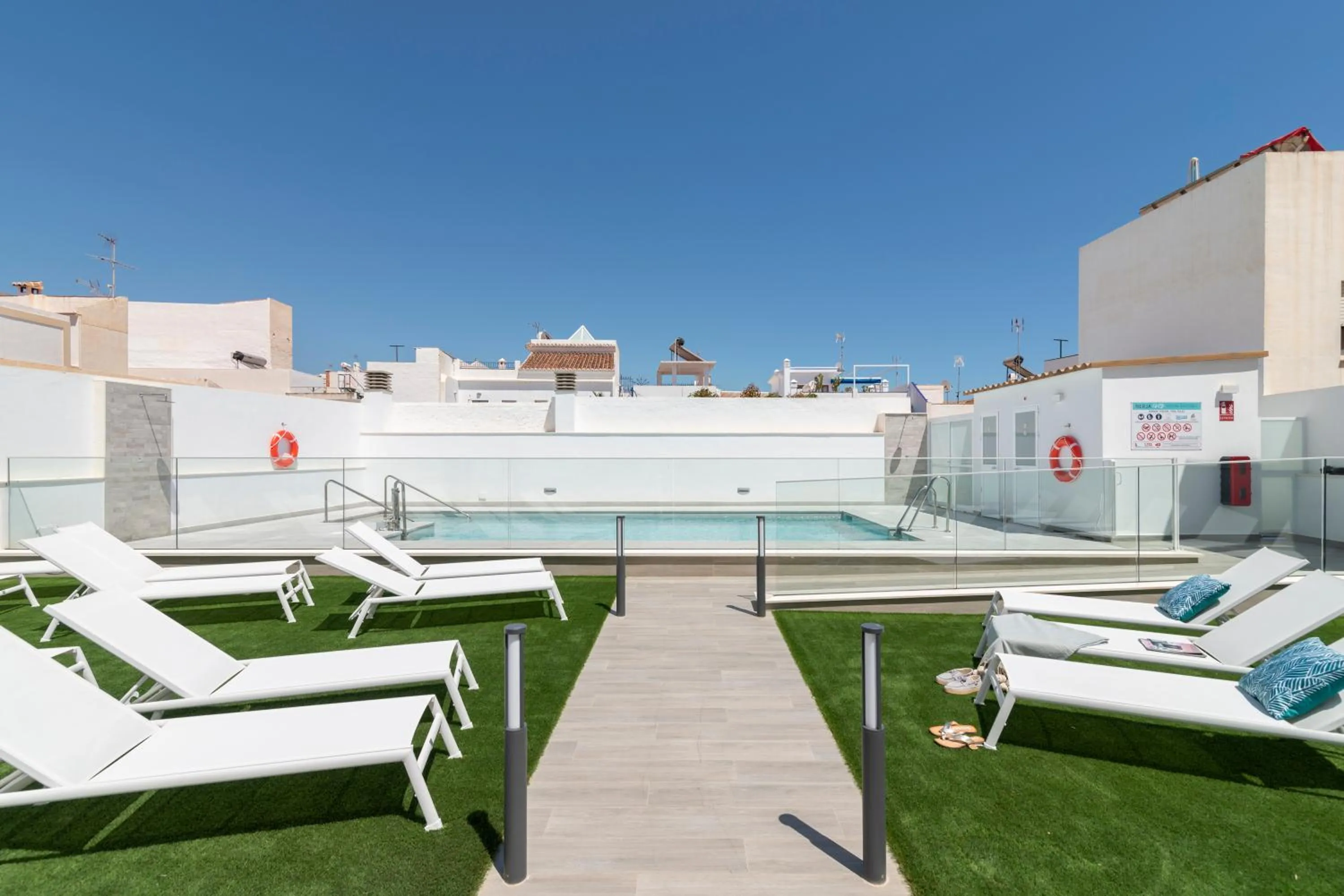 Swimming pool in Nerja VG Hostal Boutique