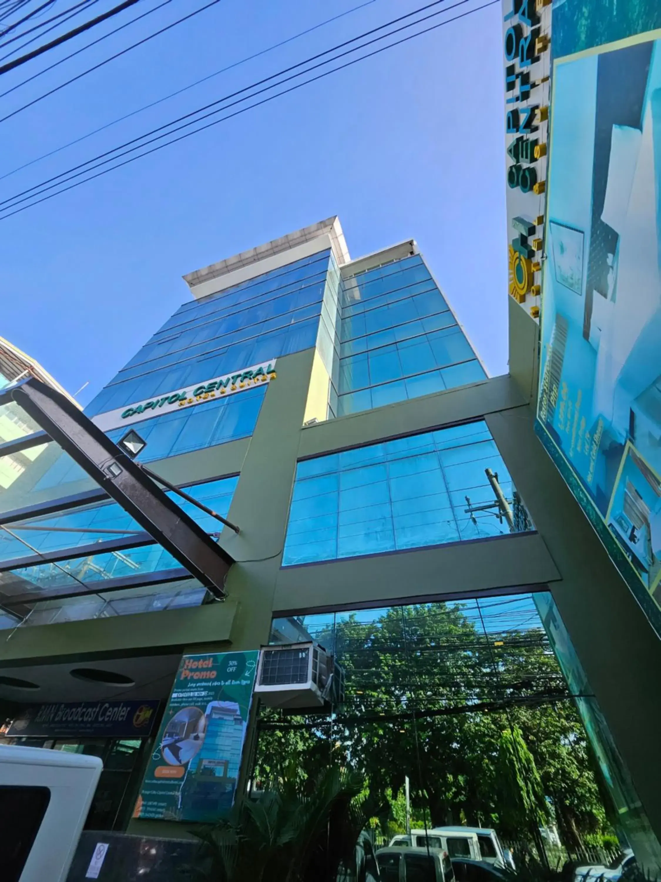 Property building in Cebu Capitol Central Hotel & Suites powered by Cocotel Property building in Cebu Capitol Central Hotel & Suites powered by Cocotel
