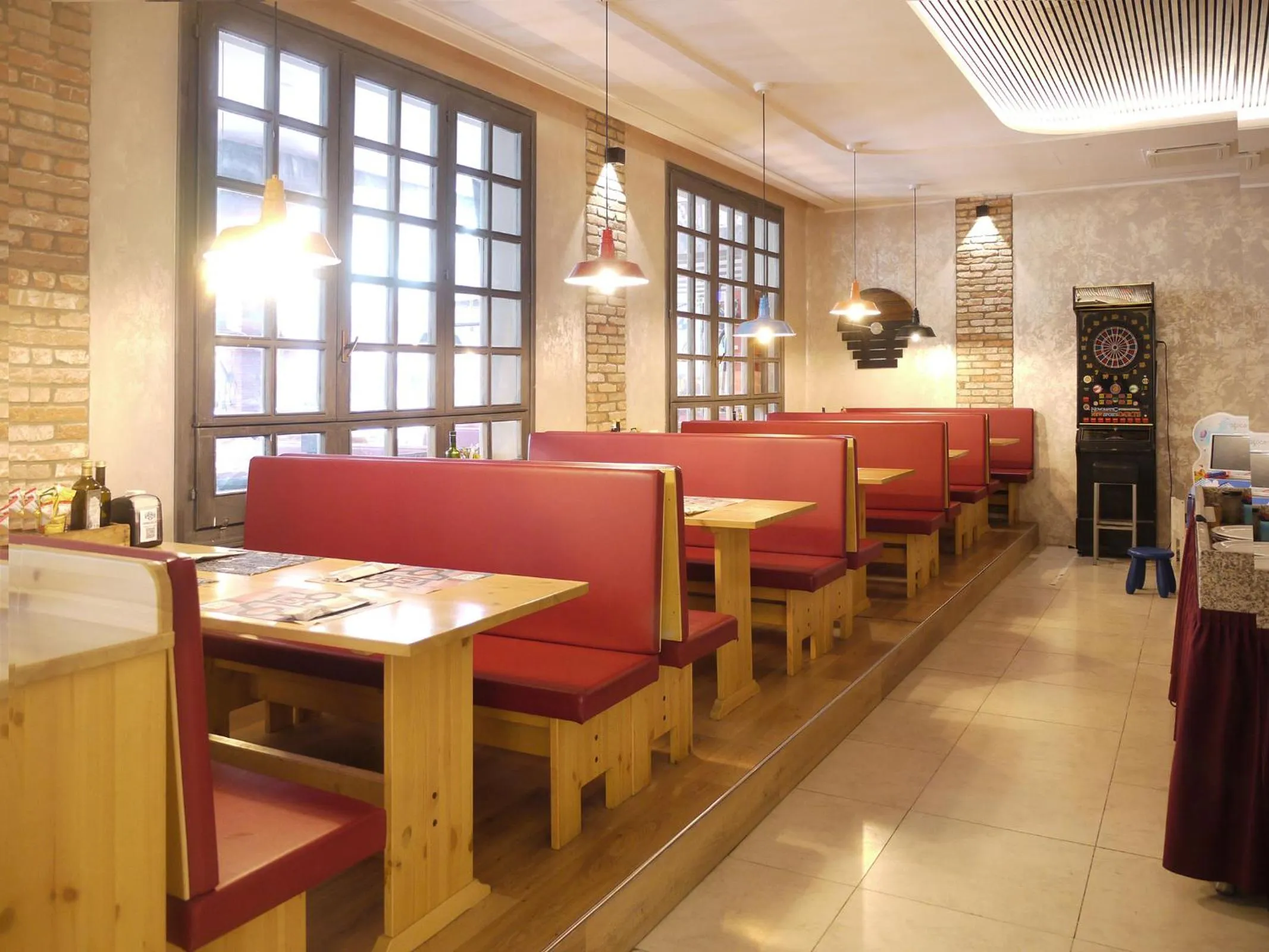 Restaurant/places to eat in Hotel Verdi