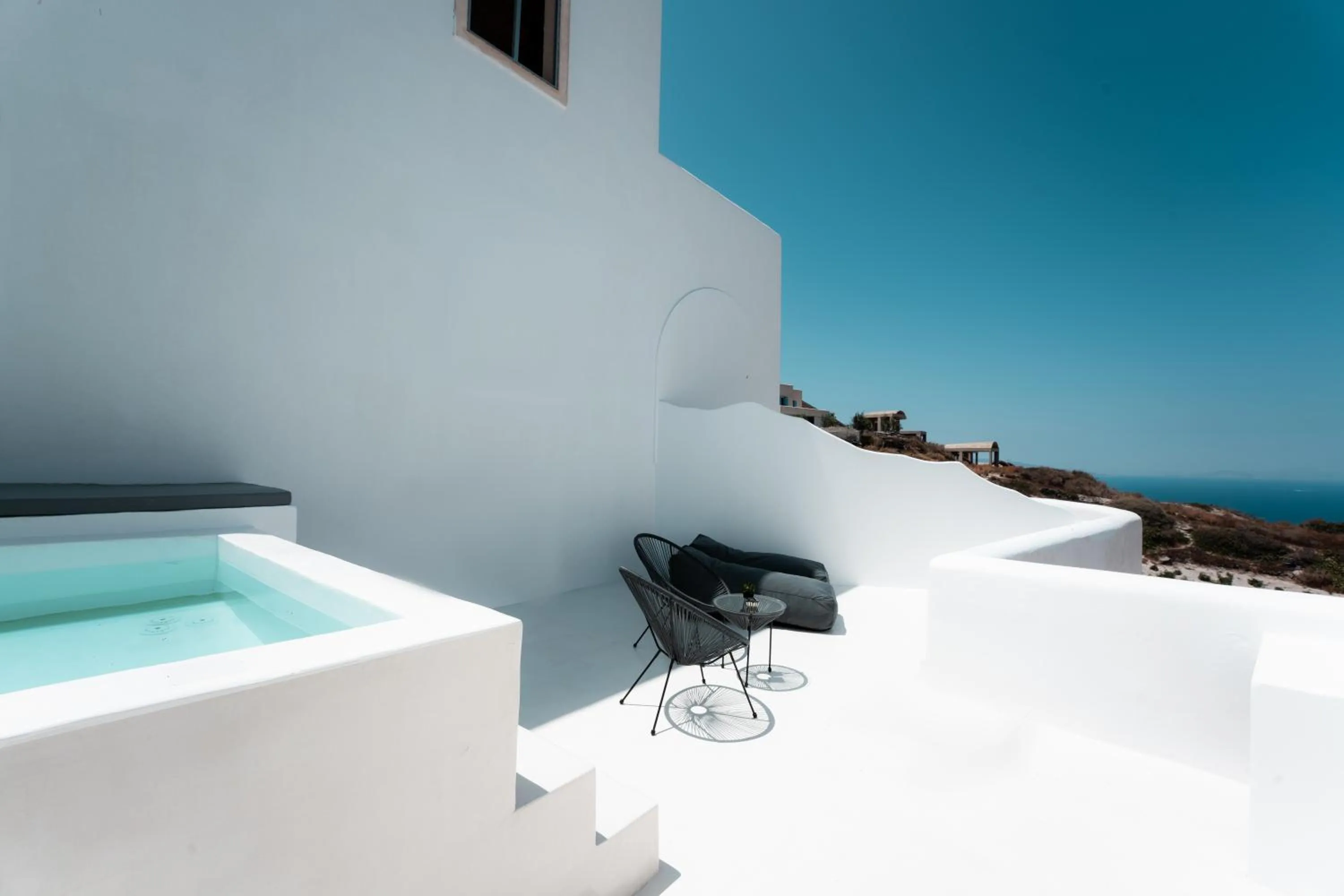 Day in Leon Luxury Suites