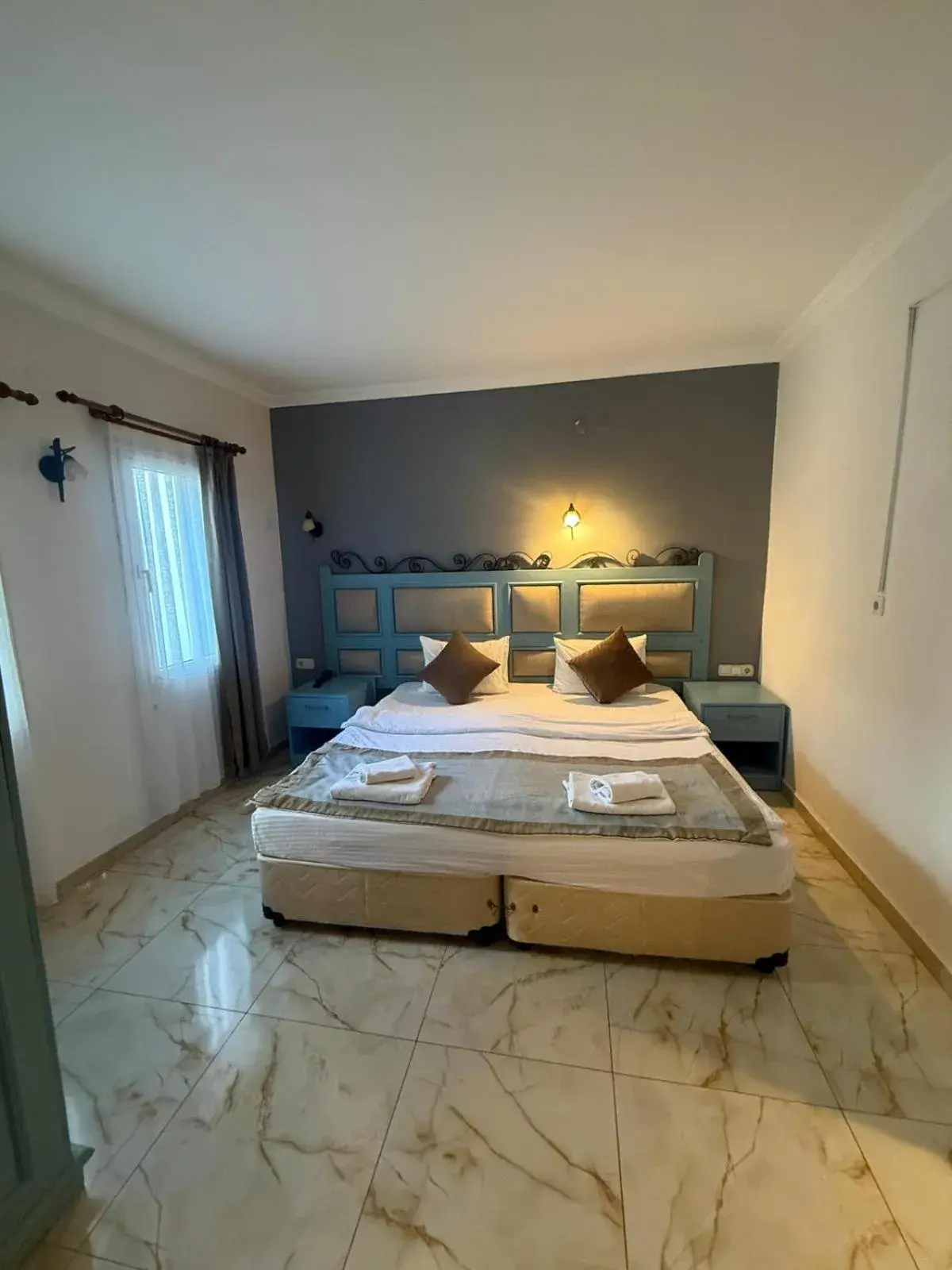 Bed in Hotel Atrium Bed in Hotel Atrium