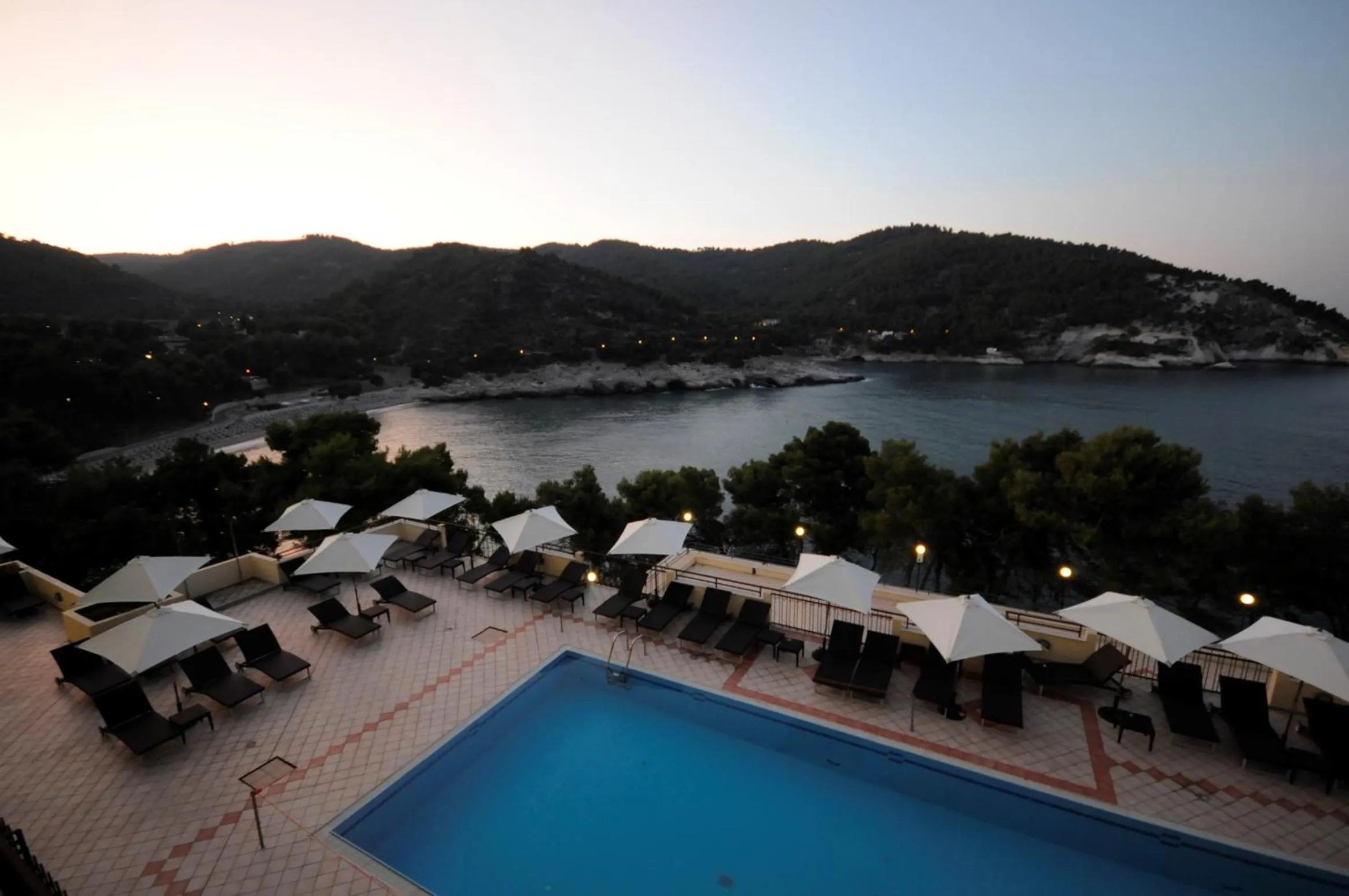 Garden in Pugnochiuso Resort Hotel del Faro