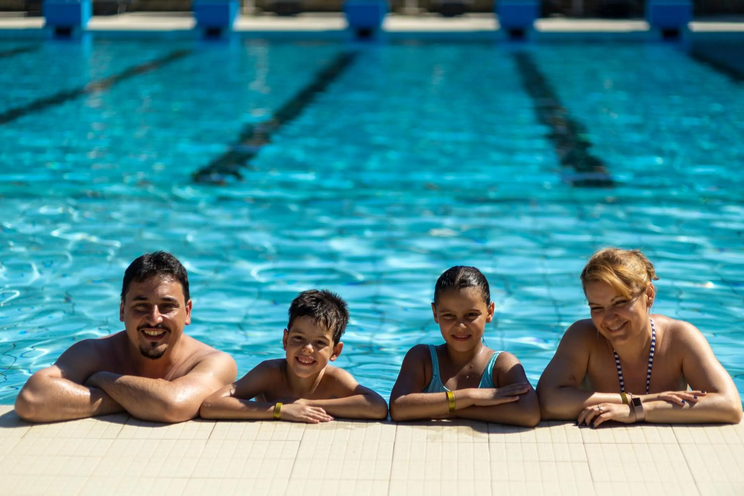 Swimming pool in Pugnochiuso Resort Hotel del Faro