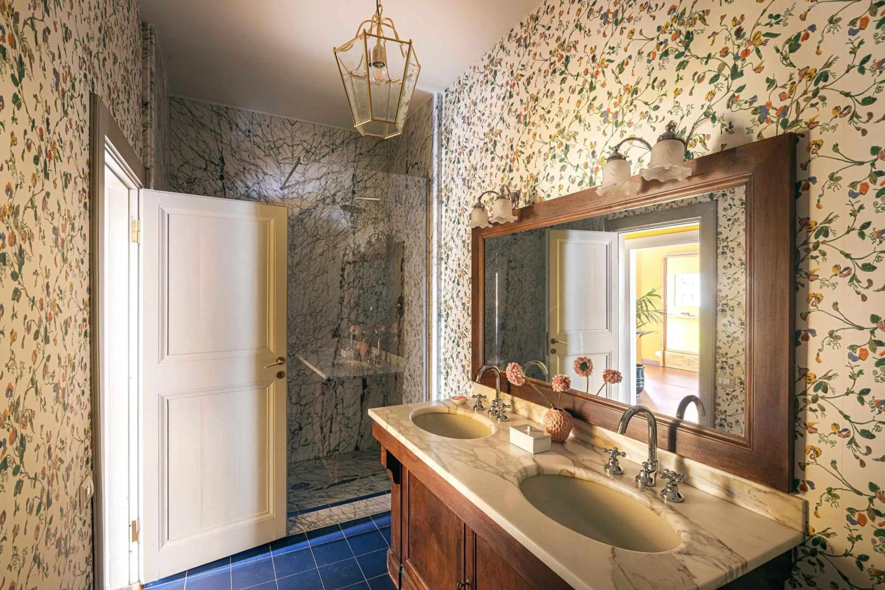 Bathroom in Hotel Certosa Di Maggiano