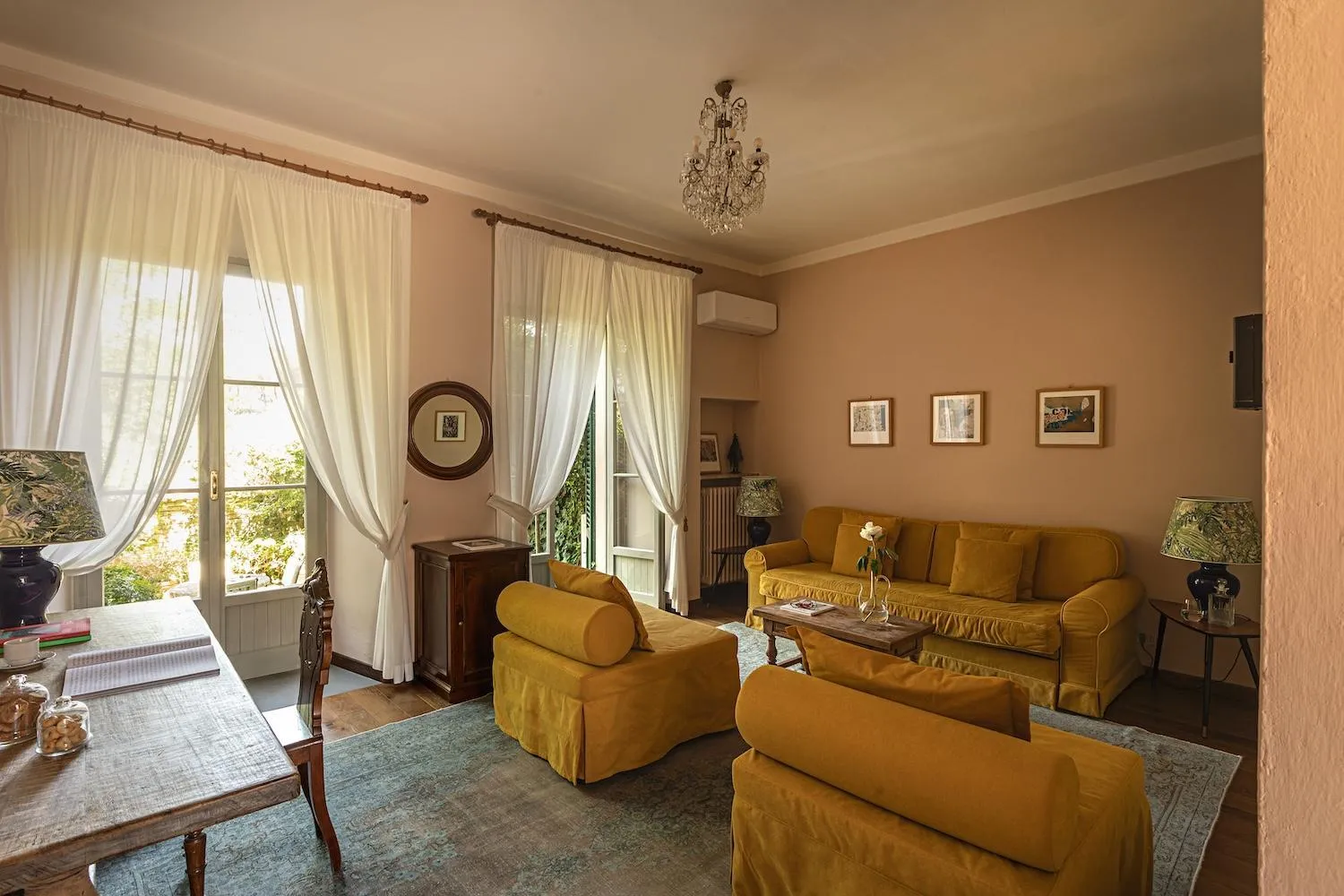 Photo of the whole room in Hotel Certosa Di Maggiano