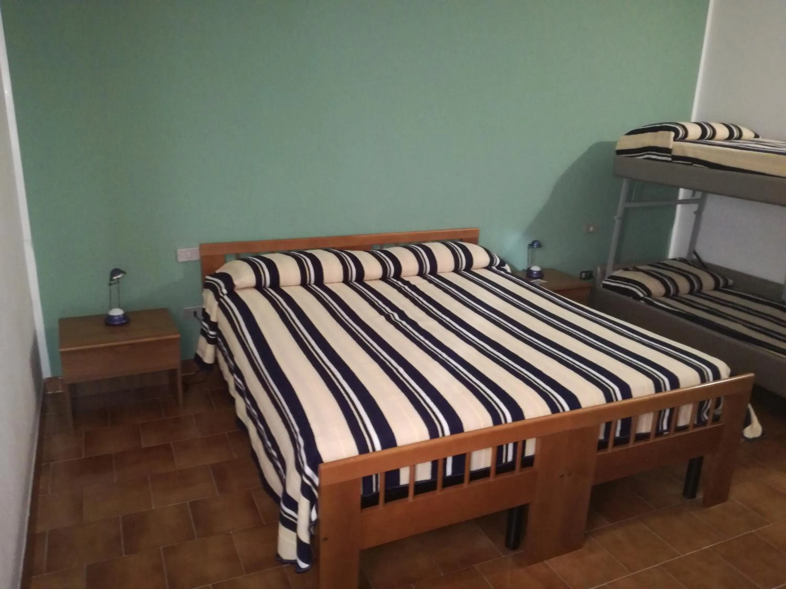 Bedroom, Bed in Hotel L'Aragosta